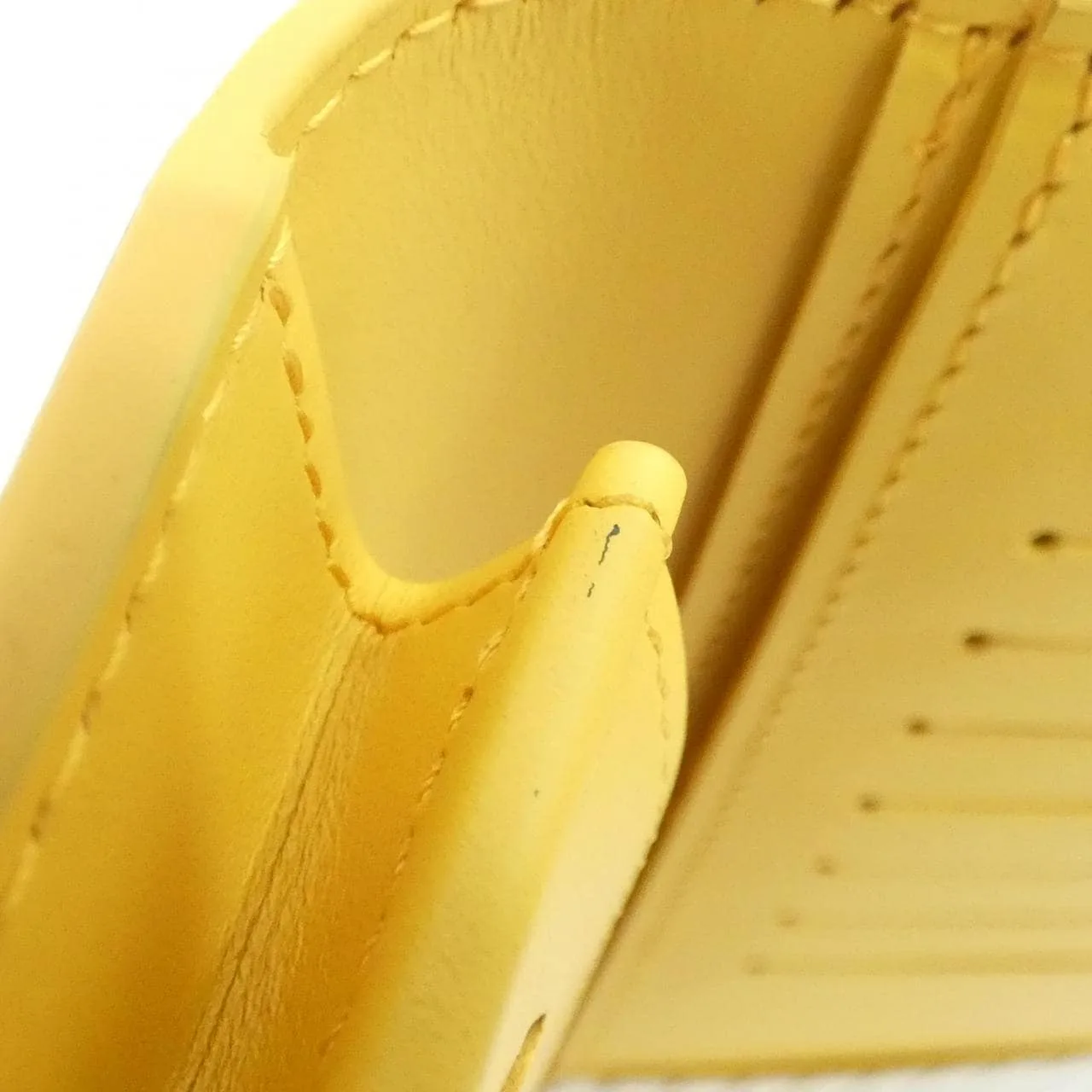 LOUIS VUITTON M25800 Wallet Epi