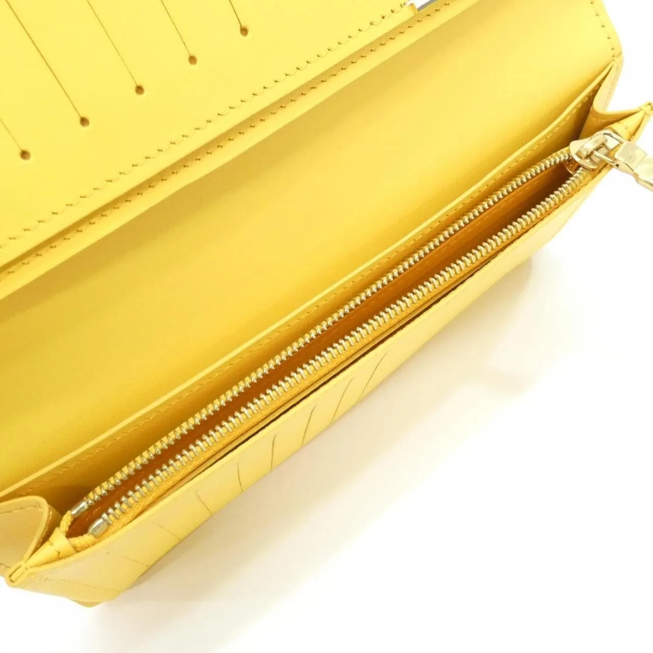 LOUIS VUITTON M25800 Wallet Epi
