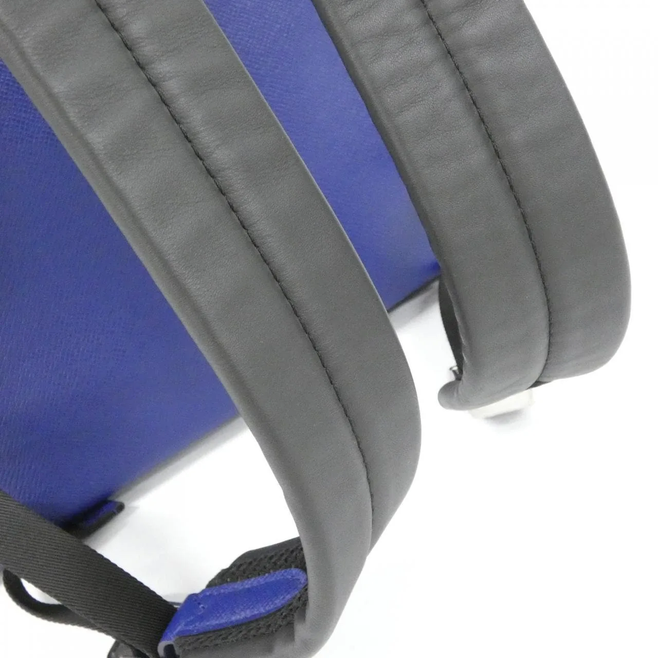 LOUIS VUITTON Discovery M30229 Backpack Canvas 黑色 帆布 中古品A - 縮圖 5