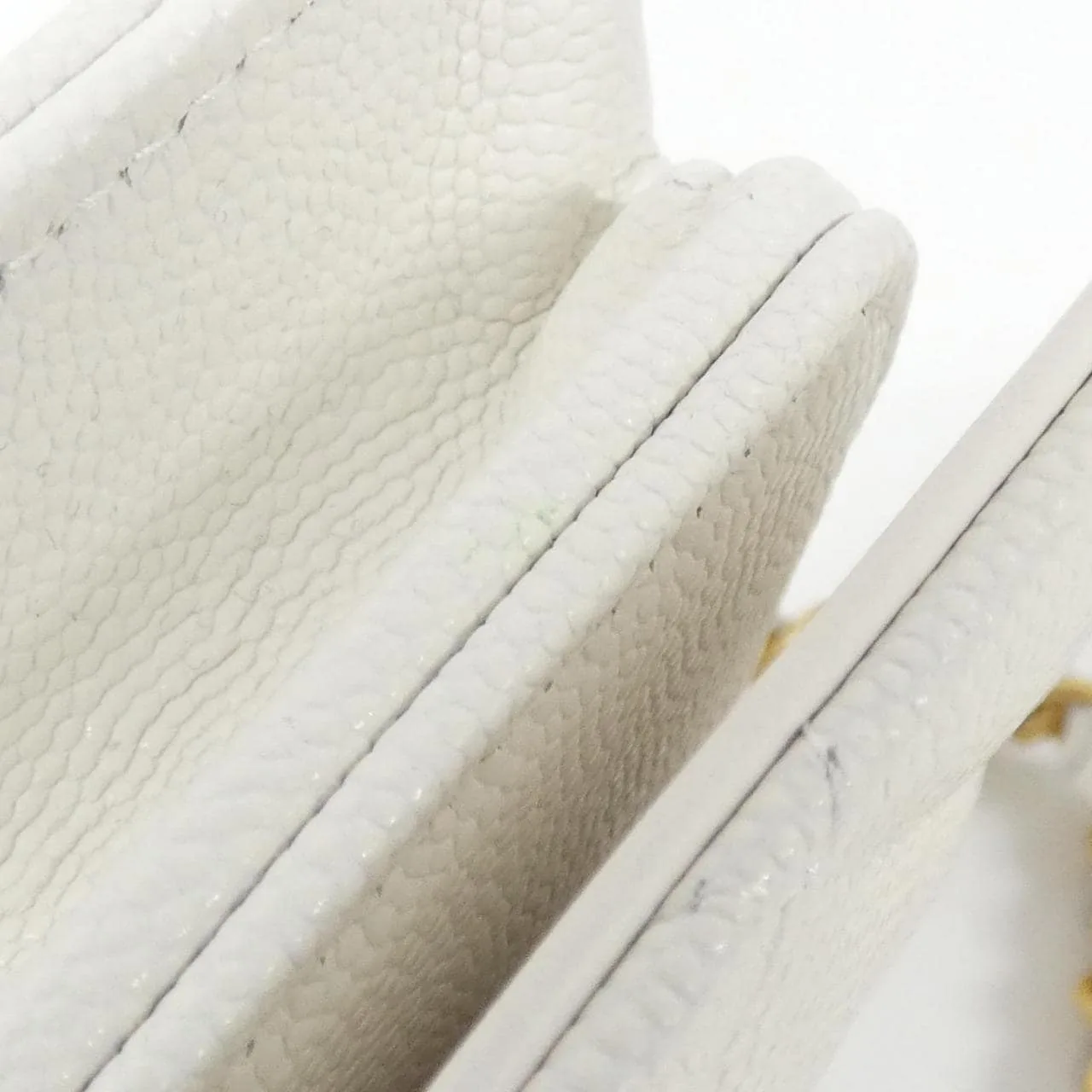 CHANEL Chanel 19 AP3581 Wallet Grained Calfskin 白色 荔枝紋牛皮 中古品A - 縮圖 5