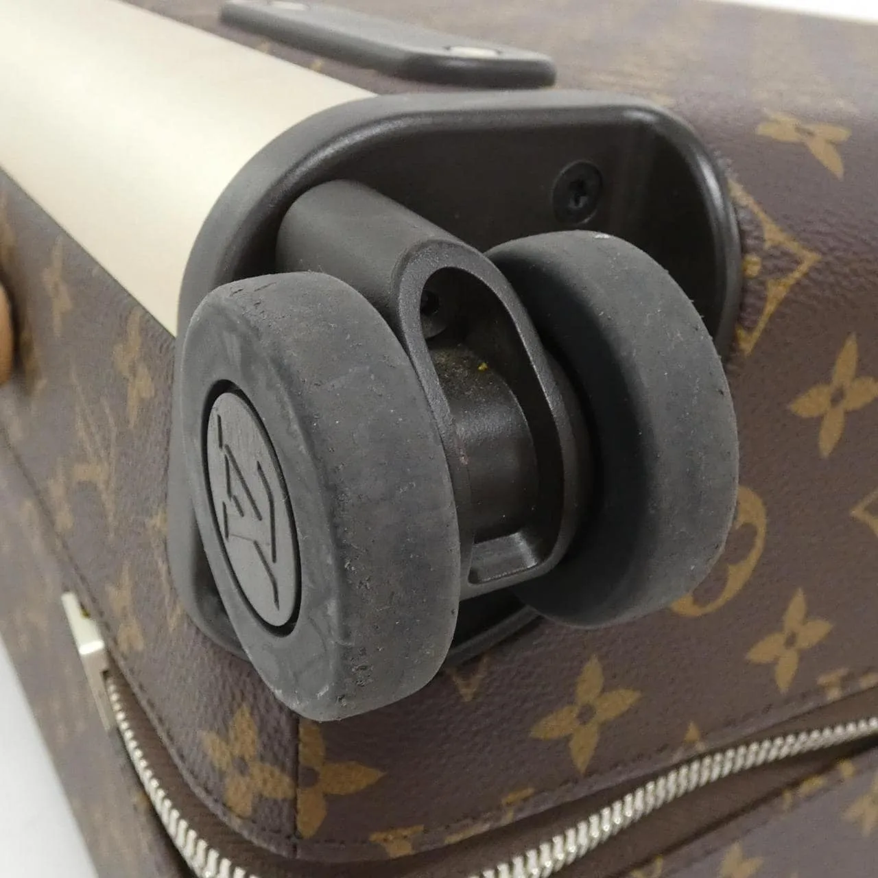 LOUIS VUITTON M23209 Bag Monogram 黑色 Monogram 中古品A - 縮圖 3