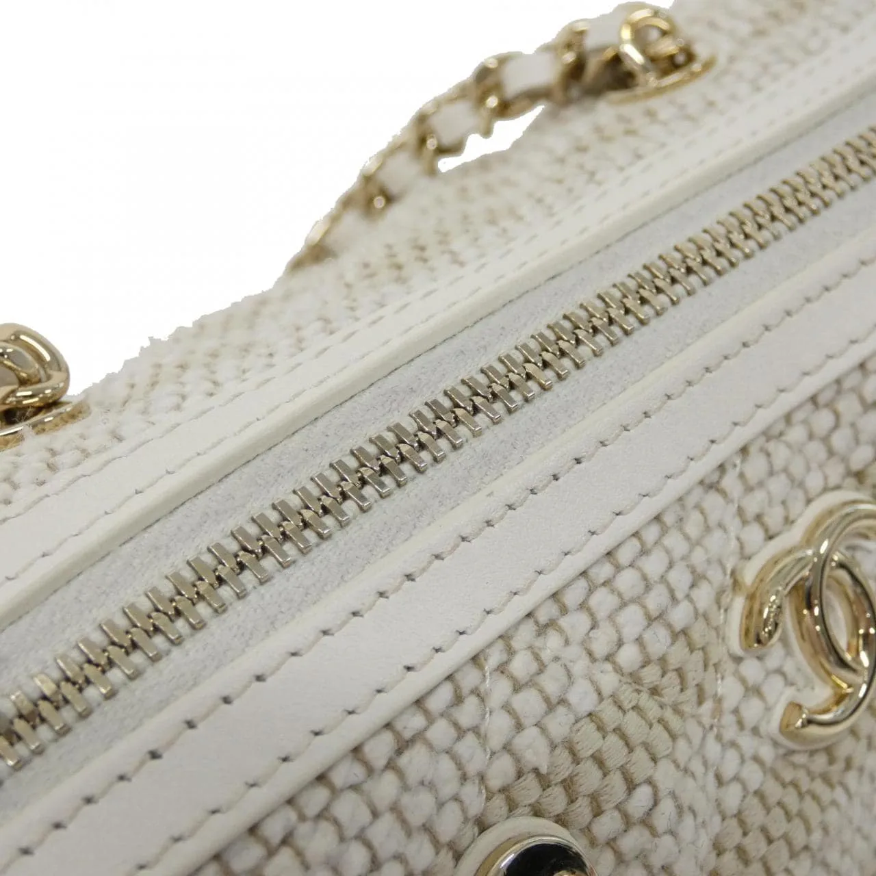 CHANEL AP4986 Handbag Canvas White Canvas Rank A - Thumbnail 5