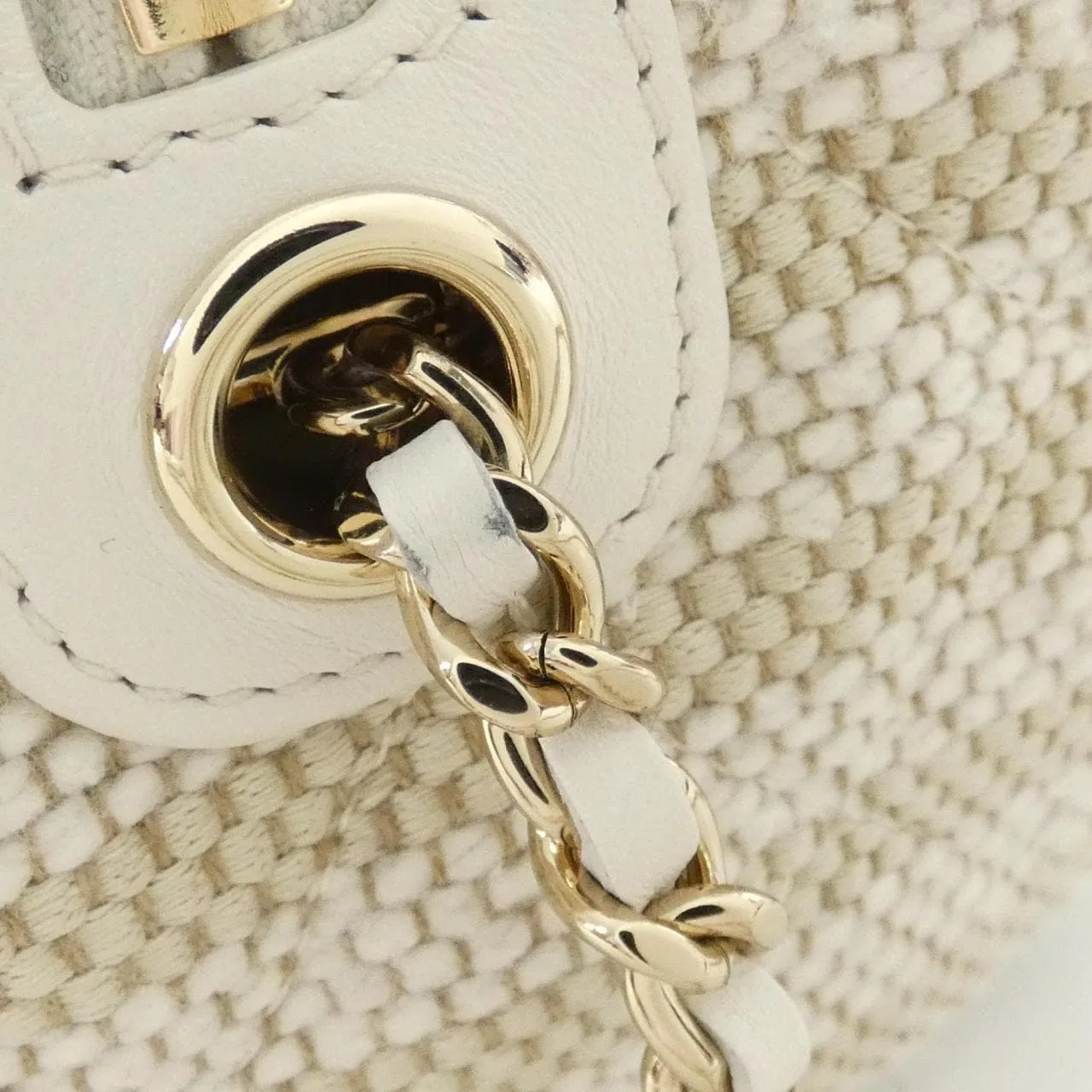 CHANEL AP4986 Handbag Canvas White Canvas Rank A - Thumbnail 7