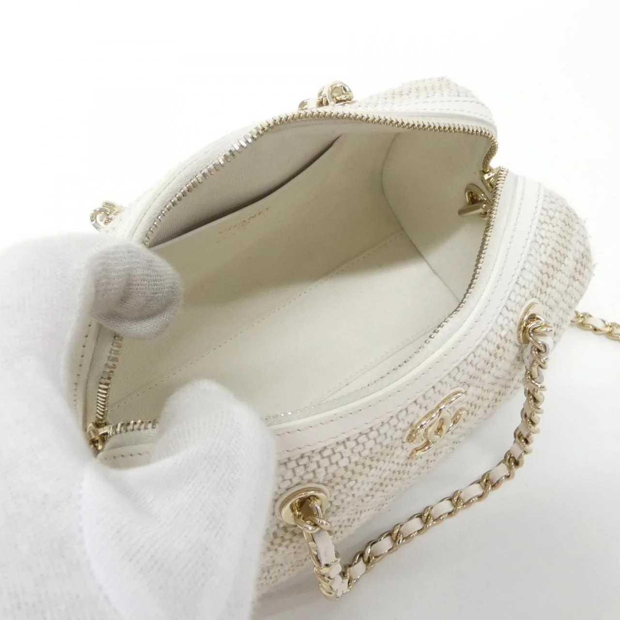 CHANEL AP4986 Handbag Canvas White Canvas Rank A - Thumbnail 9