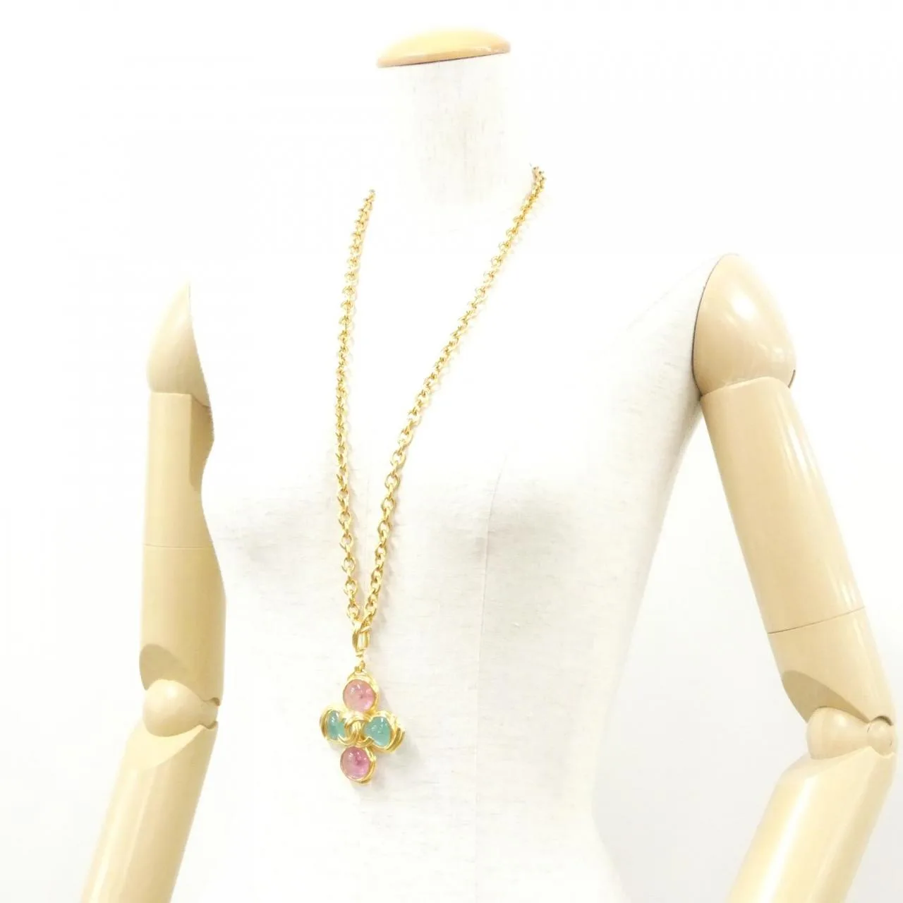 CHANEL Accessories 5