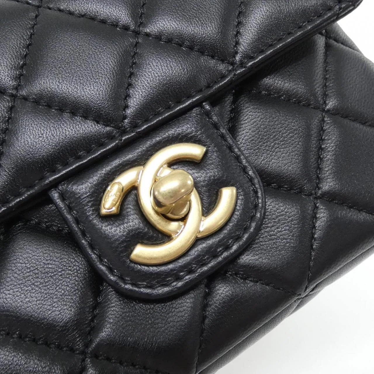 CHANEL Chanel 22 AS3442 Shoulder Lambskin Black Lambskin Rank A - Thumbnail 4