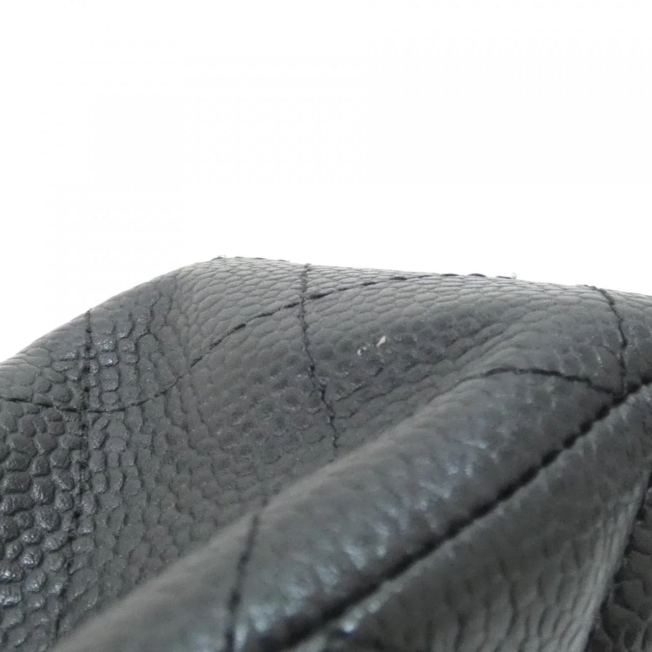 CHANEL Matelasse 1112 Shoulder Grained Calfskin Black Grained Calfskin Rank B - Thumbnail 4