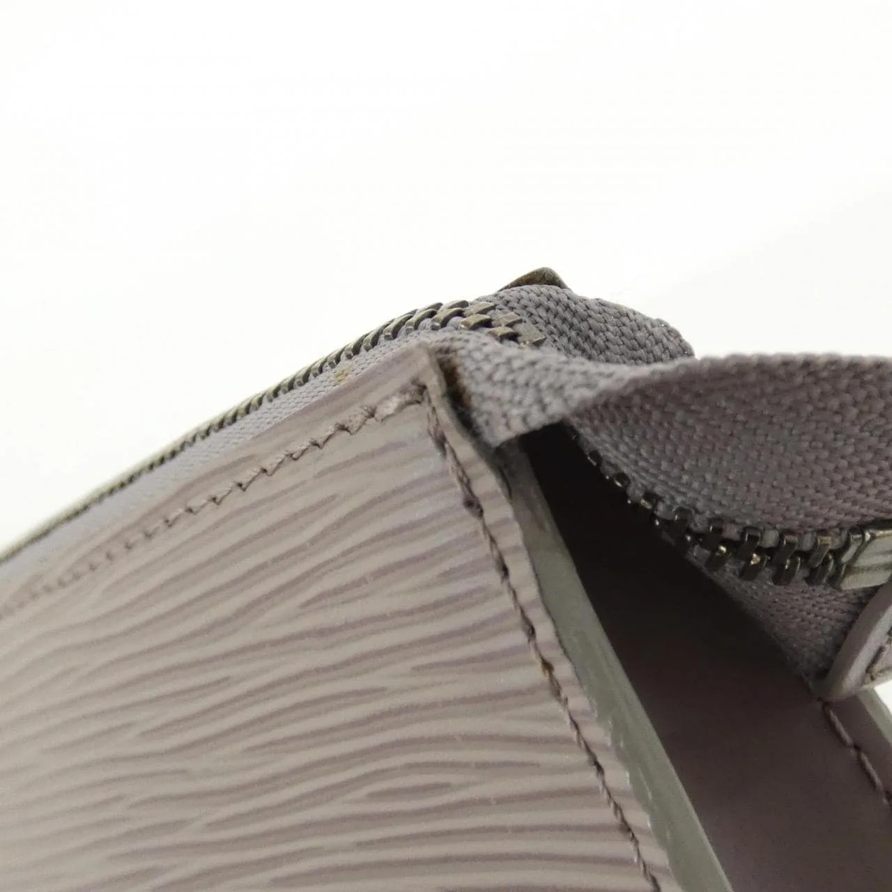 LOUIS VUITTON Pochette M5294B Pochette Epi 黑色 Epi 中古品A - 縮圖 4