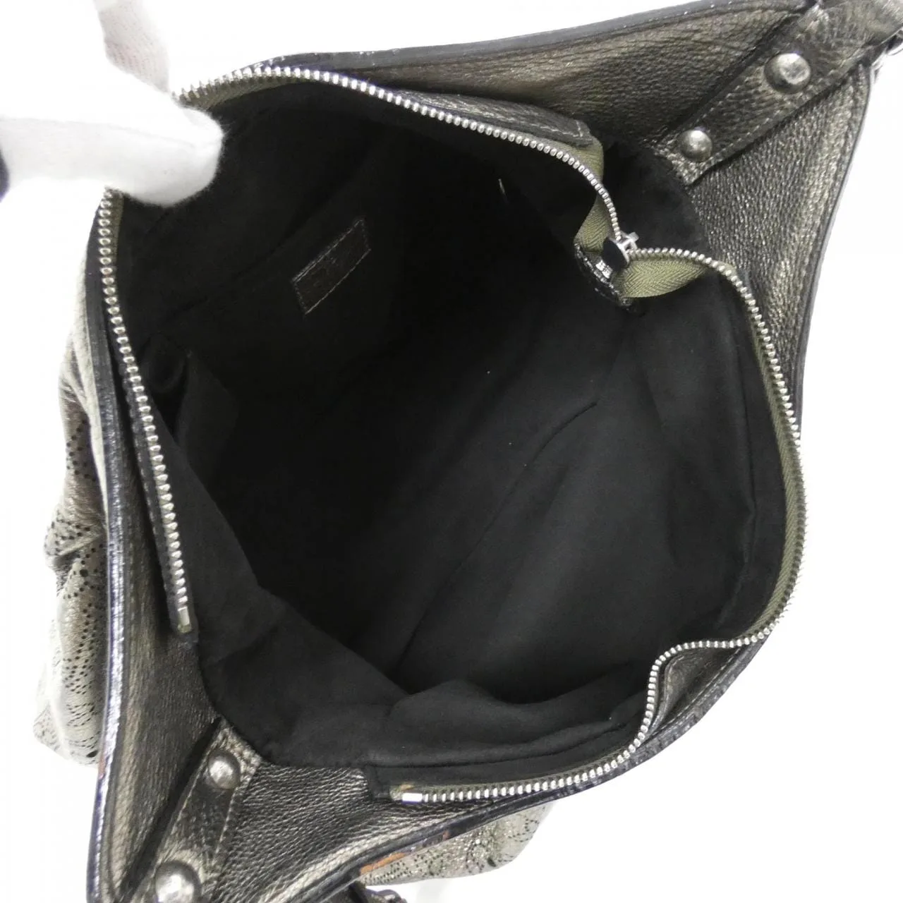 LOUIS VUITTON Mahina M95717 Shoulder 黑色 中古品A - 縮圖 8