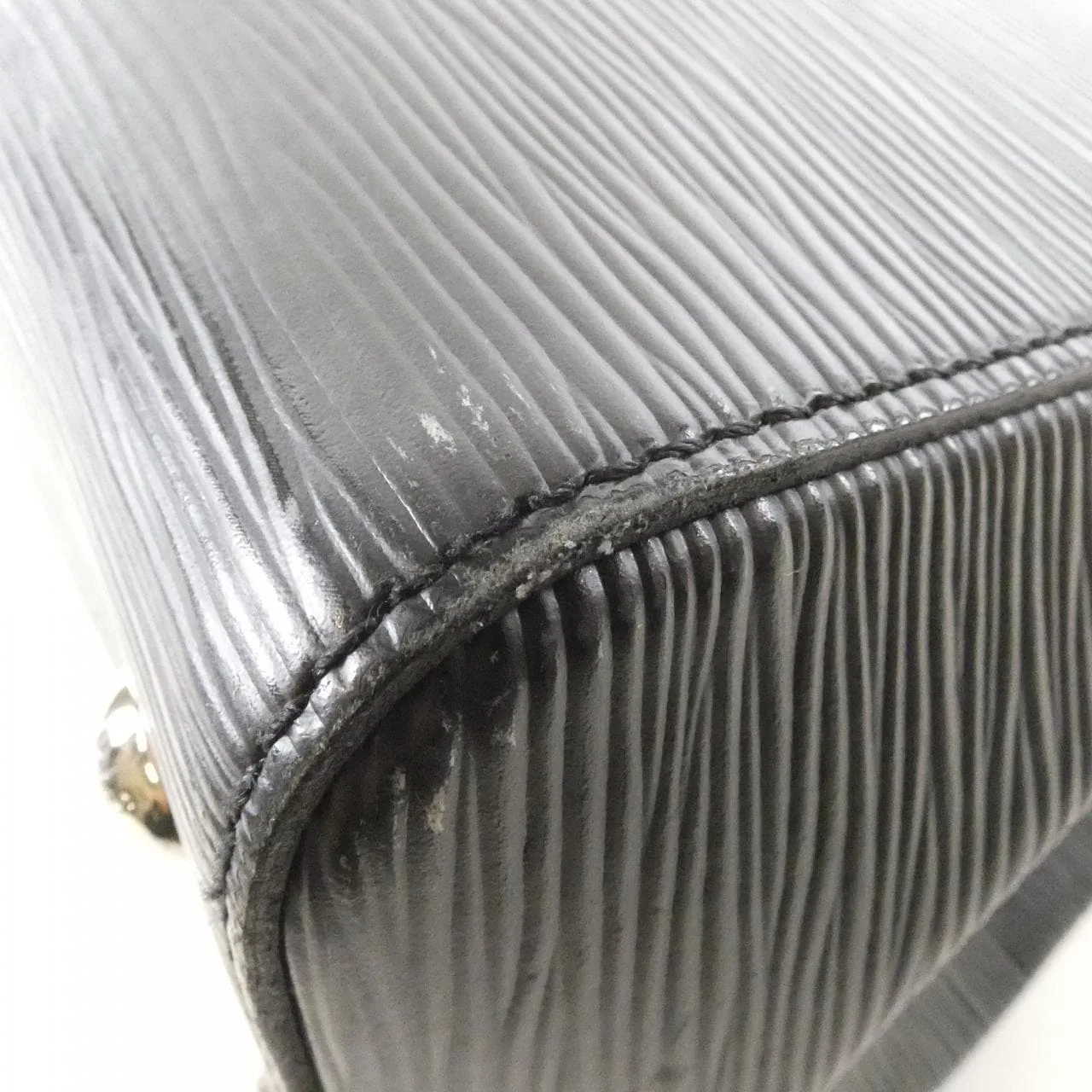 LOUIS VUITTON M94382 Handbag Epi Black Epi Rank B - Thumbnail 3