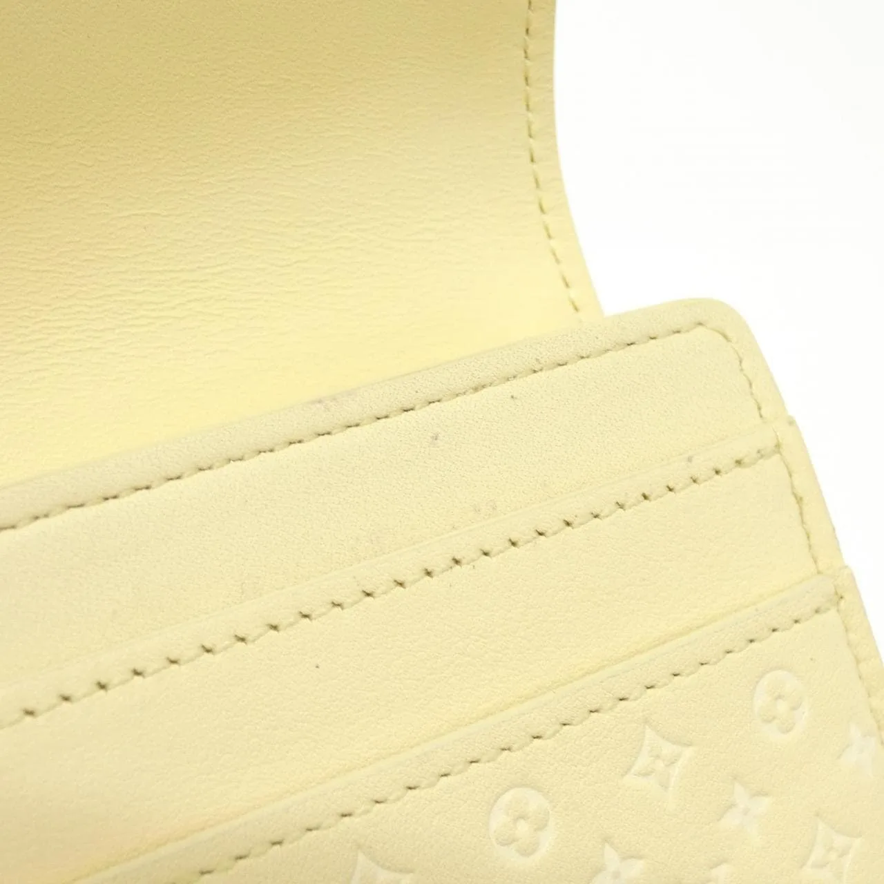 LOUIS VUITTON M82231 Wallet Lambskin