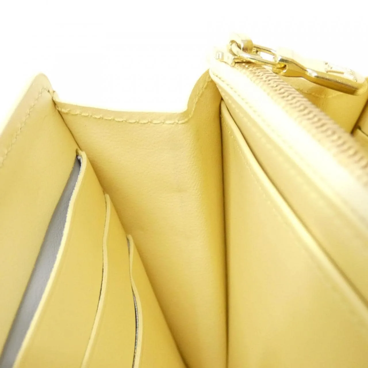 LOUIS VUITTON M82231 Wallet Lambskin