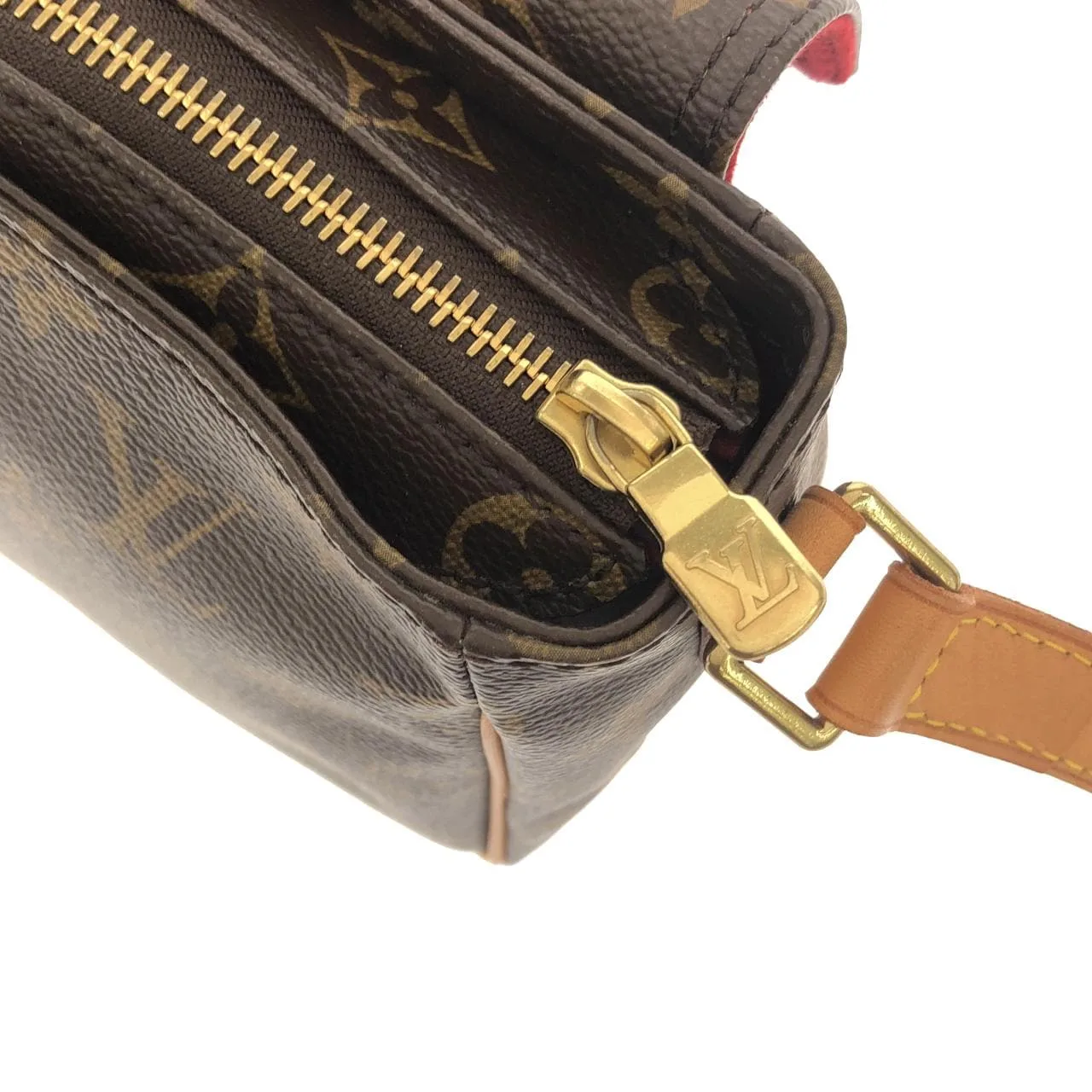 LOUIS VUITTON Viva Cité M51165 Shoulder Monogram