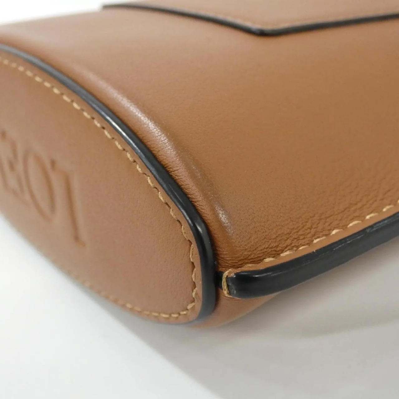 LOEWE C630R12X01 Shoulder 3