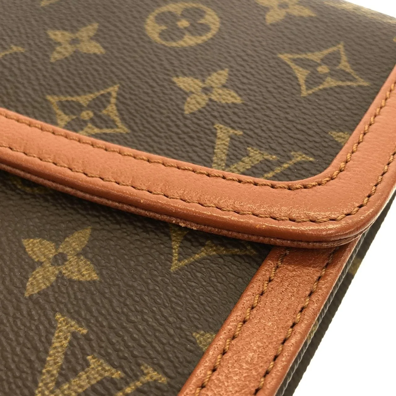LOUIS VUITTON Pochette M51810 Handbag Monogram 黑色 Monogram 中古品A - 縮圖 5