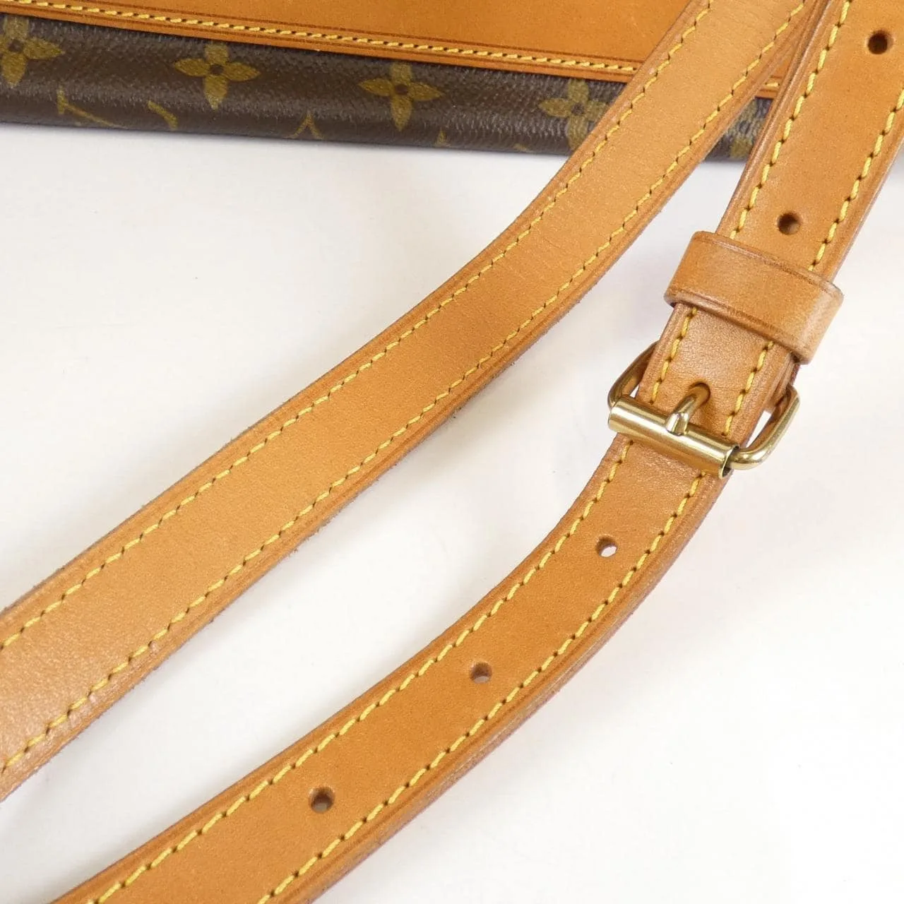 LOUIS VUITTON M42243 Shoulder Monogram
