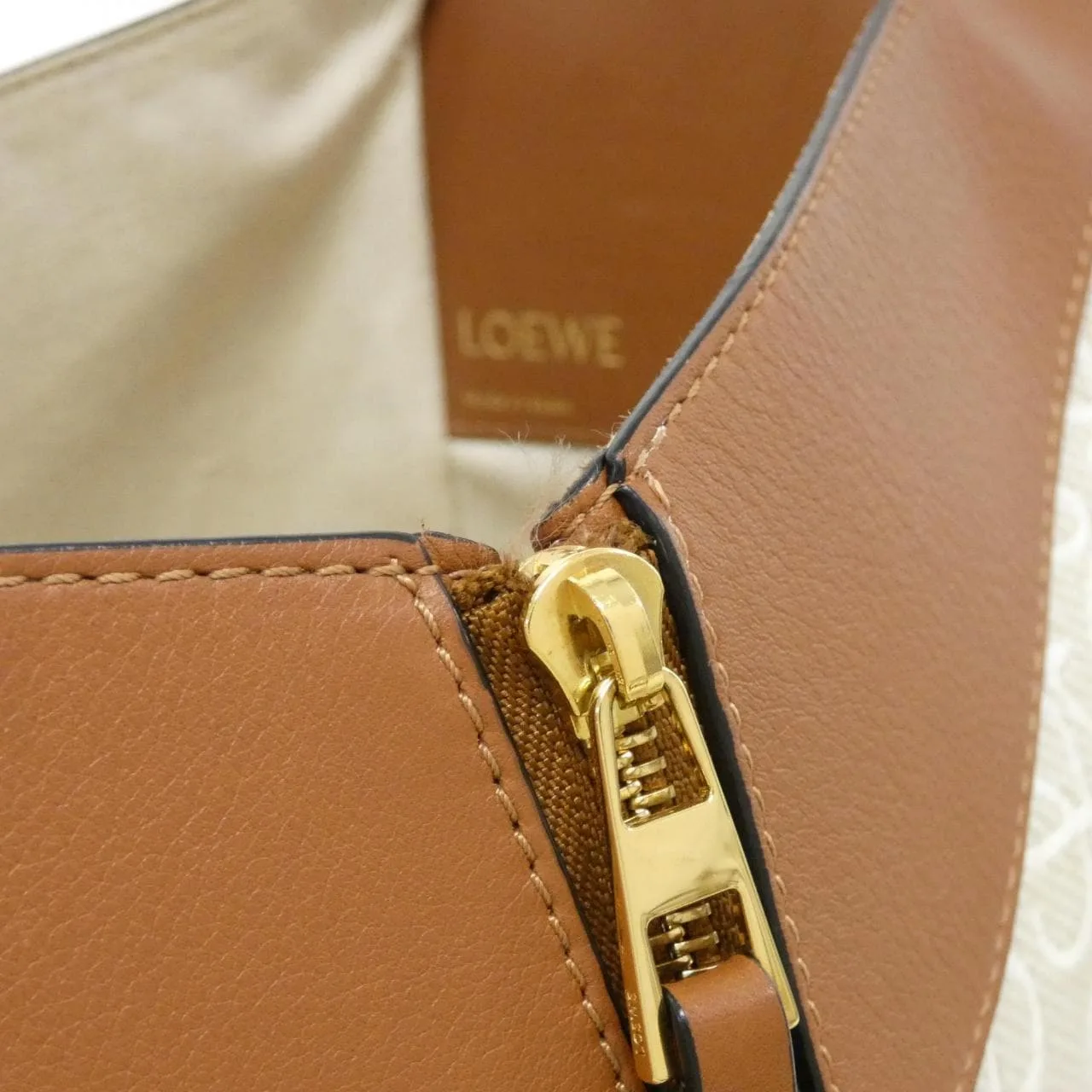 LOEWE Hammock A538S35X29 肩背包 帆布 黑色 帆布 中古品A - 縮圖 5