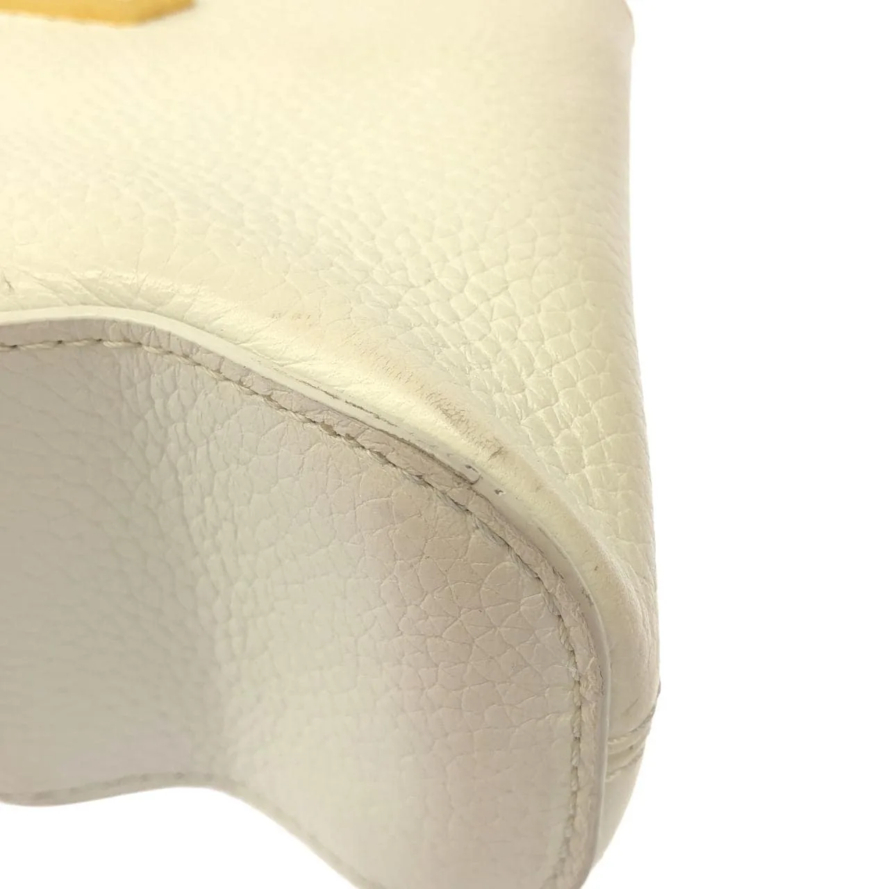 LOUIS VUITTON Capucines M22121 Handbag 黑色 中古品B - 縮圖 3