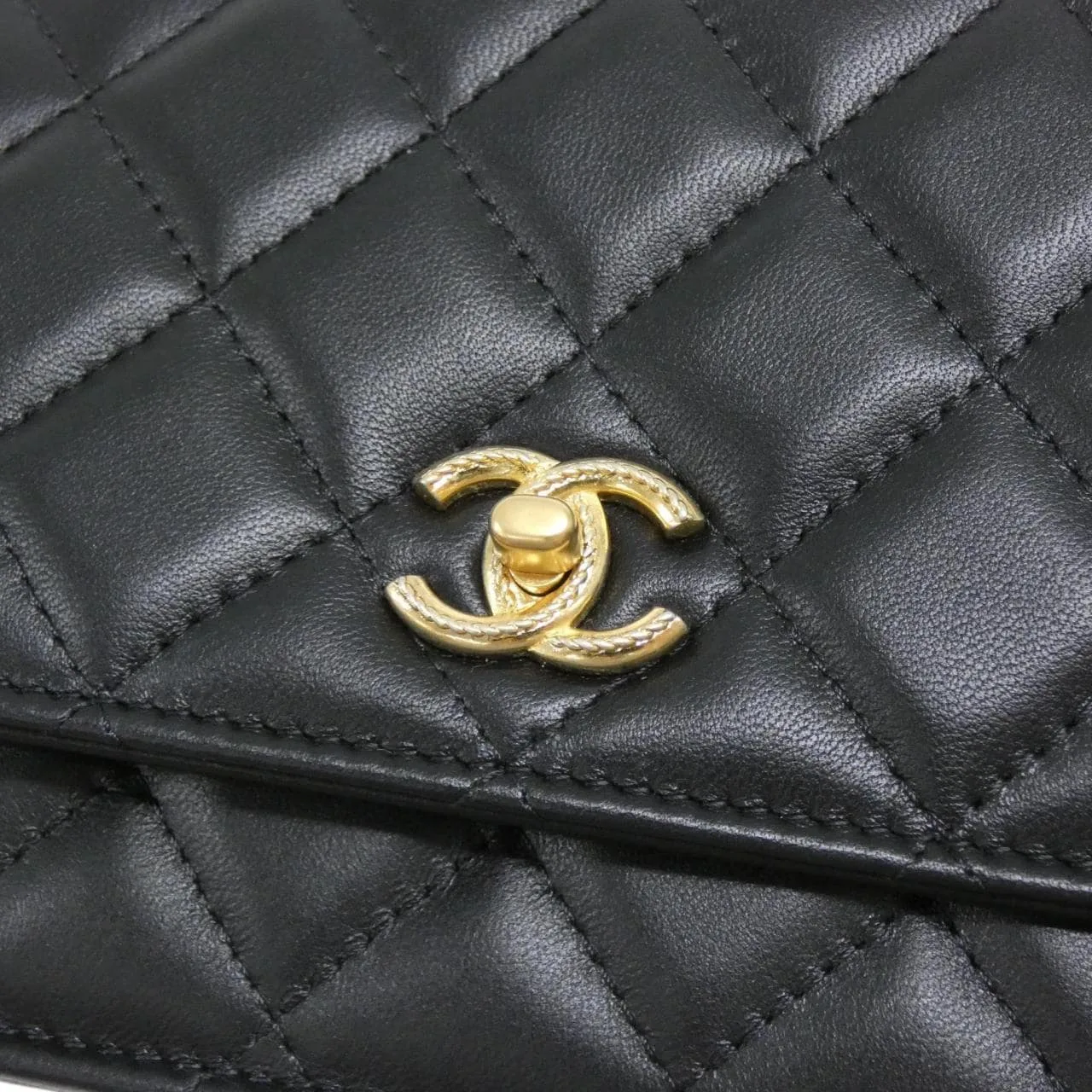 CHANEL Chanel 19 AP3370 Wallet Lambskin Black Lambskin Rank A - Thumbnail 4