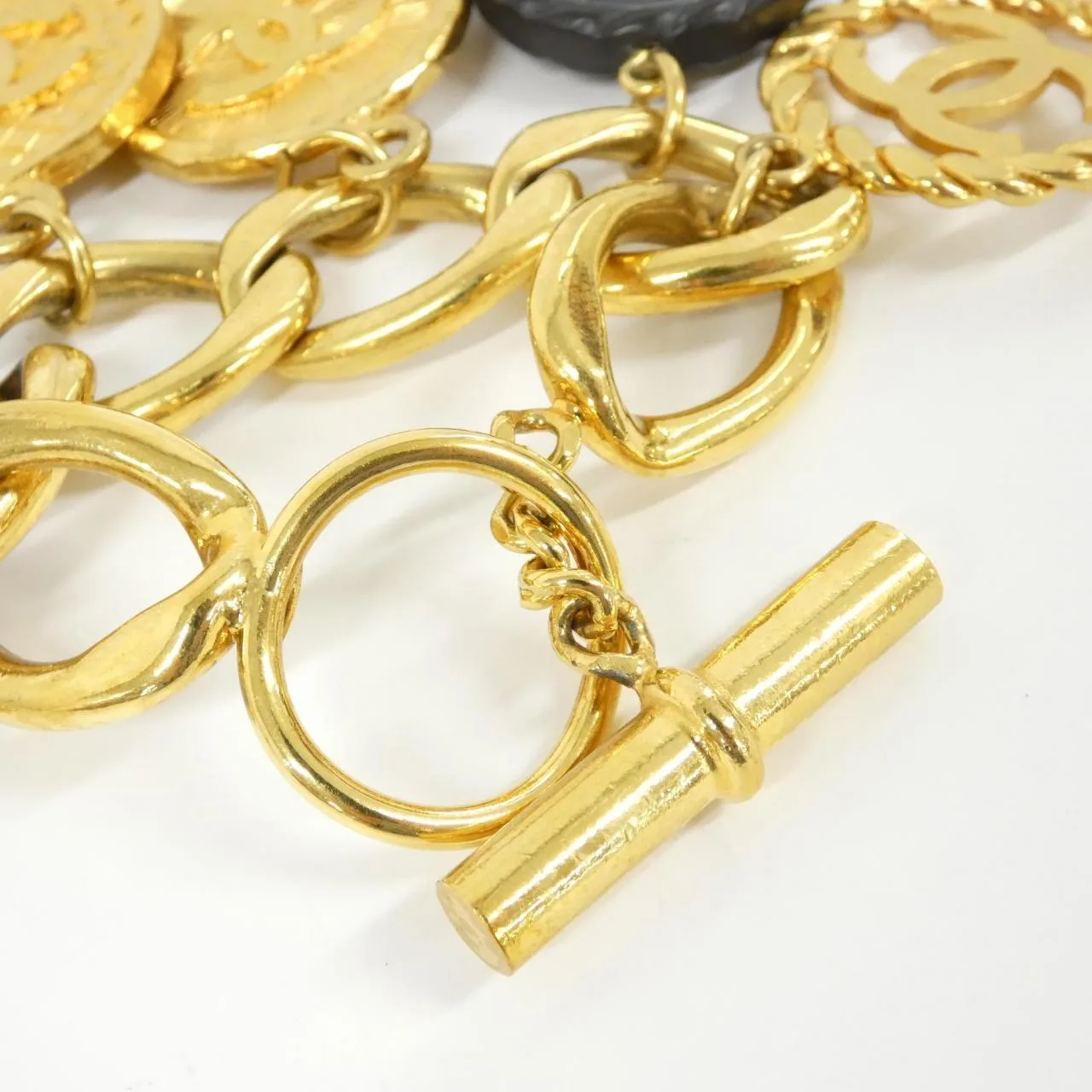 CHANEL Accessories 2