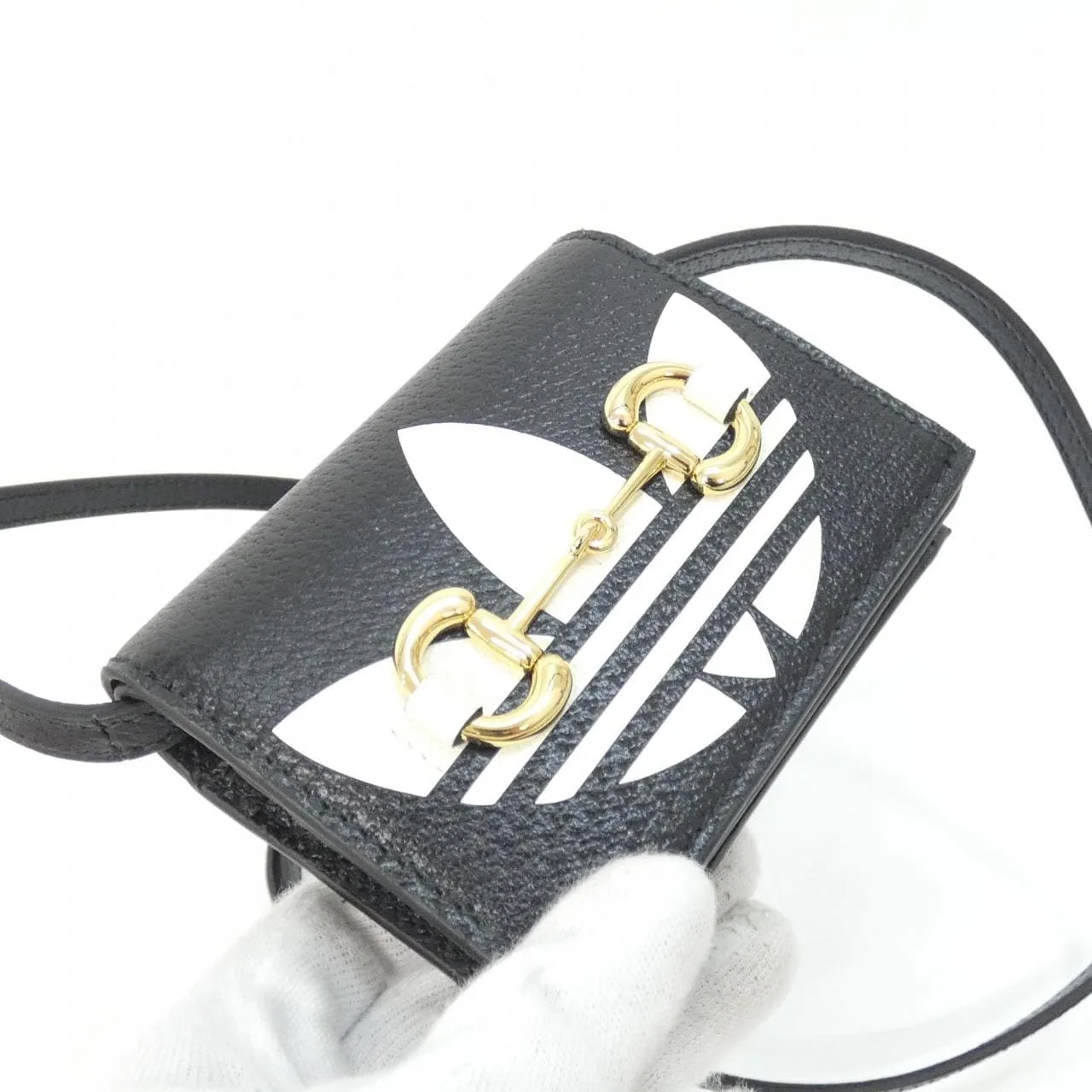 GUCCI 702248 DJ24G Wallet Leather