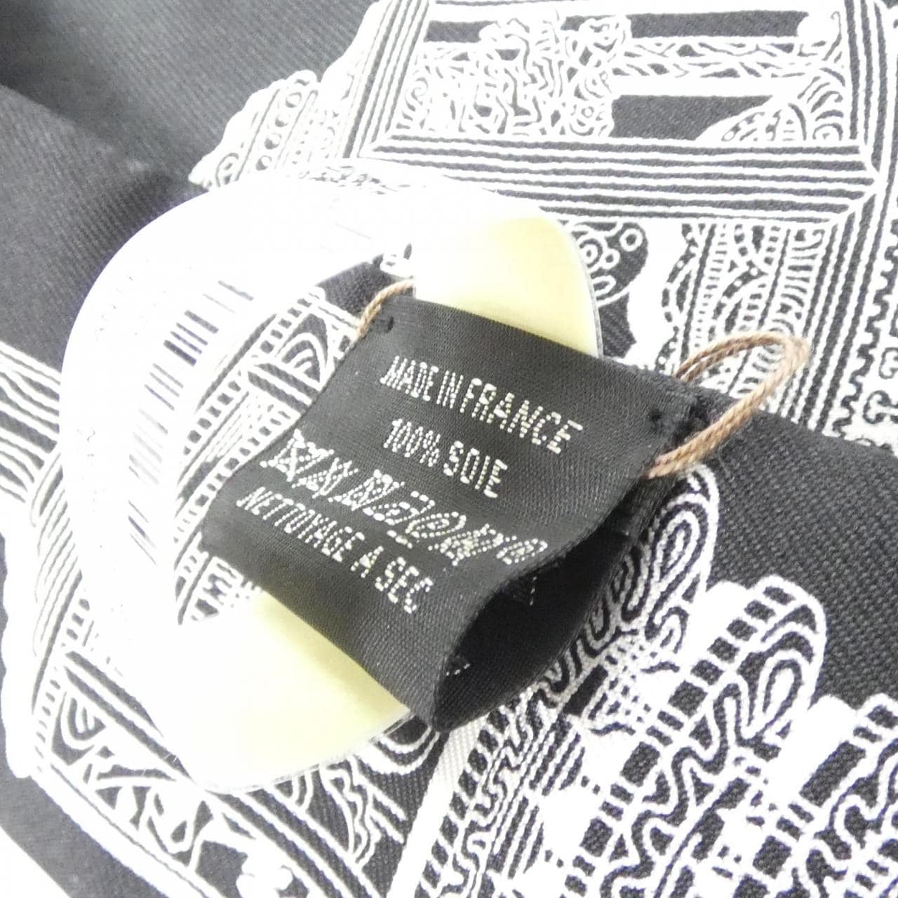 HERMES 063081S Scarf 4