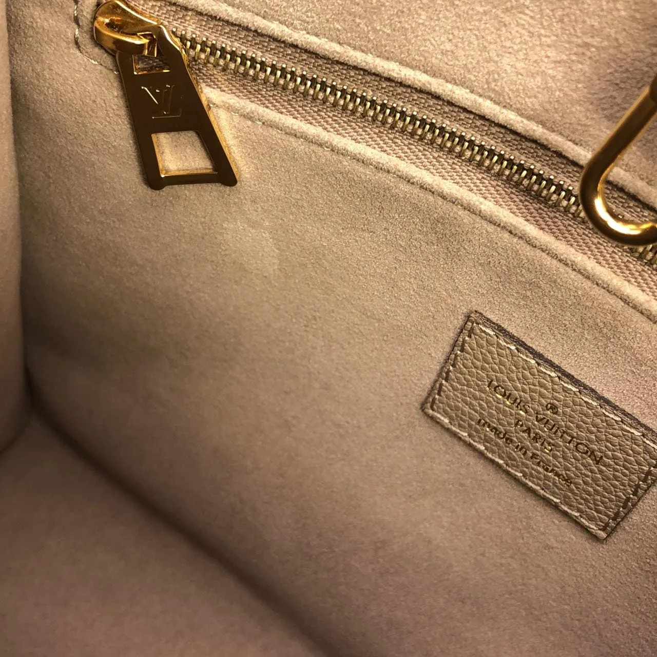 LOUIS VUITTON OnTheGo M45779 Handbag Monogram