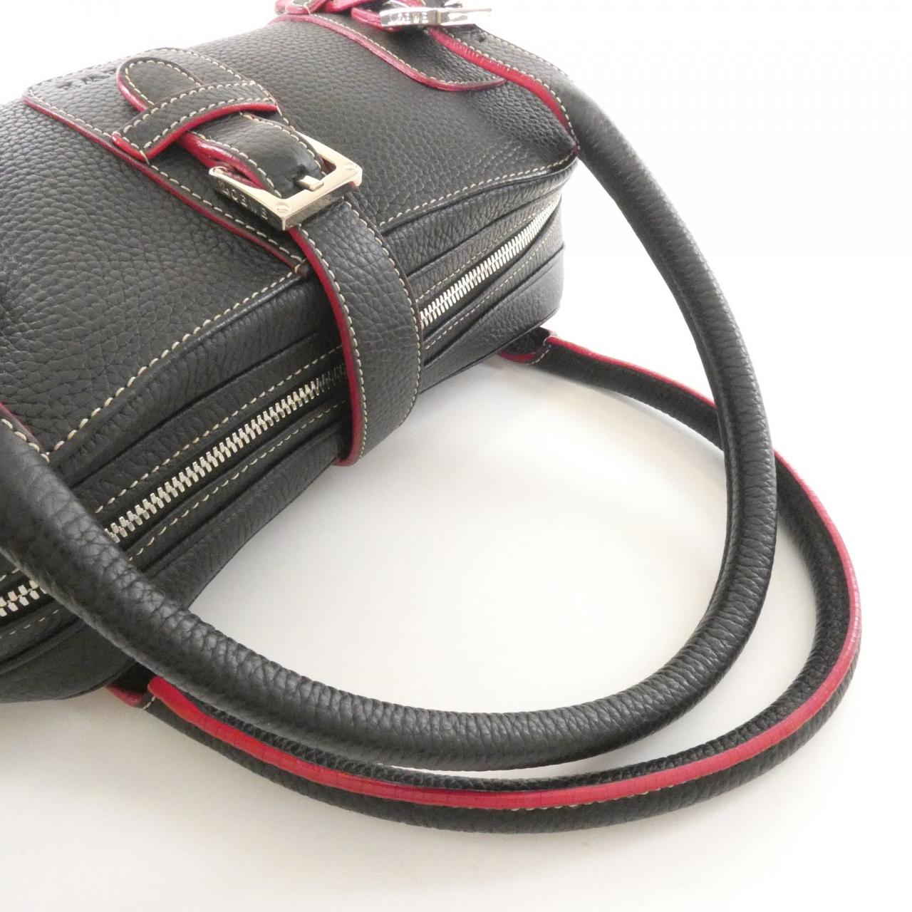 LOEWE 手提包 4