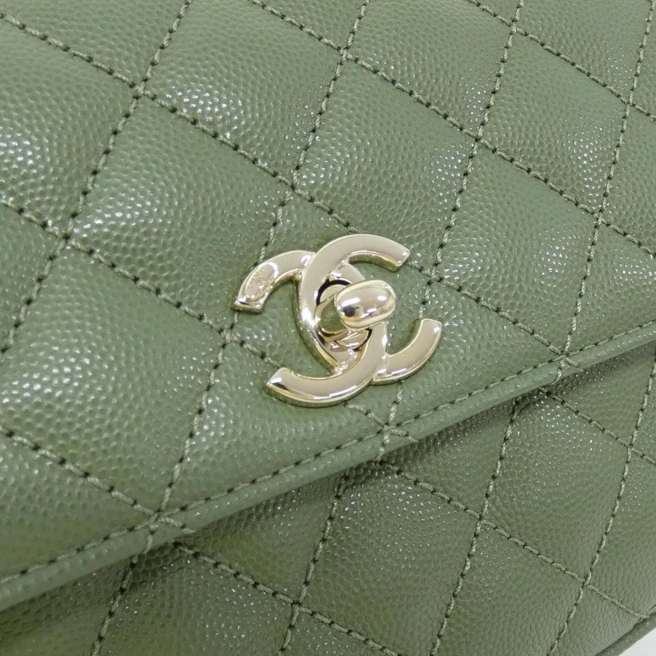 CHANEL Matelasse 92990 Handbag Grained Calfskin Green Grained Calfskin Rank A - Thumbnail 4