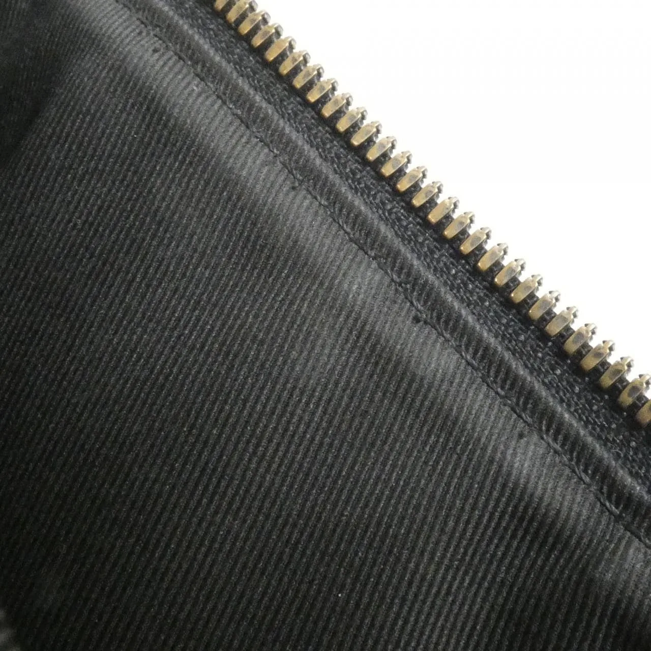 LOUIS VUITTON Discovery M44336 Shoulder Monogram