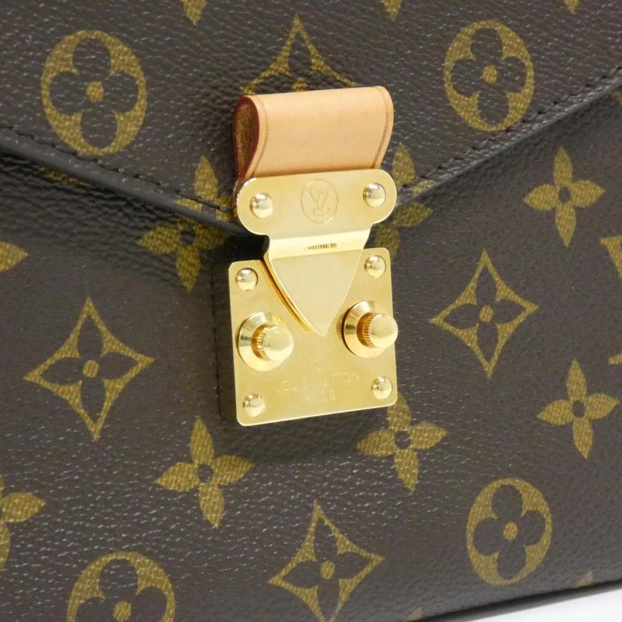 LOUIS VUITTON Pochette M44875 Handbag Monogram 黑色 Monogram 中古品A - 縮圖 4