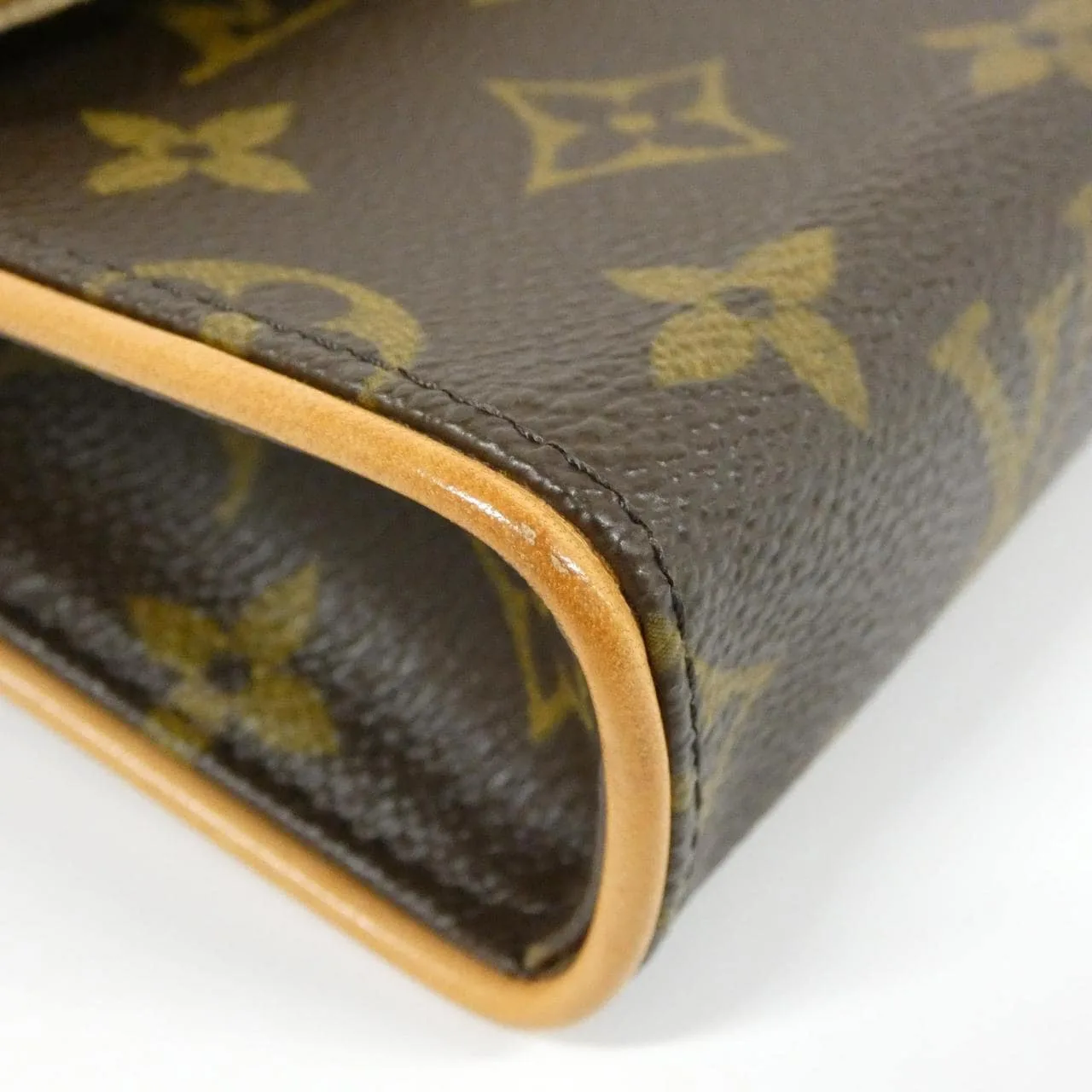 LOUIS VUITTON Pochette M51855+M67303 Belt Monogram 3