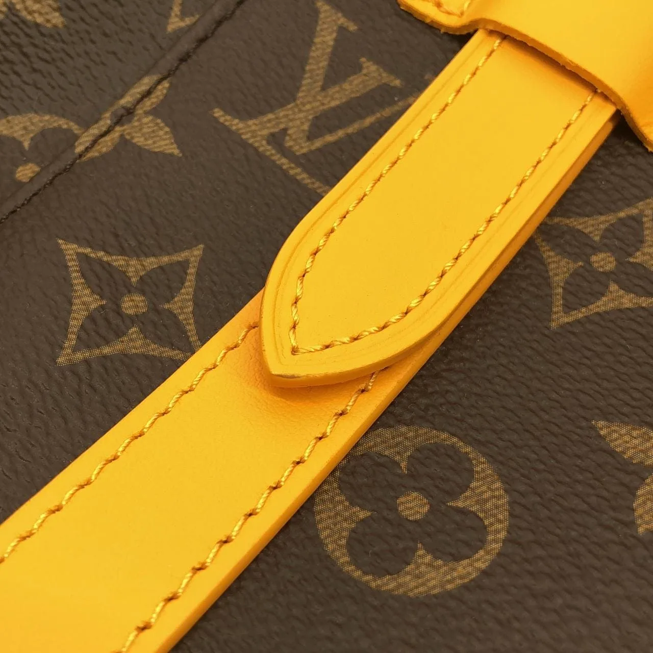 LOUIS VUITTON Christopher M13202 背包 Monogram 黃色 Monogram 中古品A - 縮圖 4