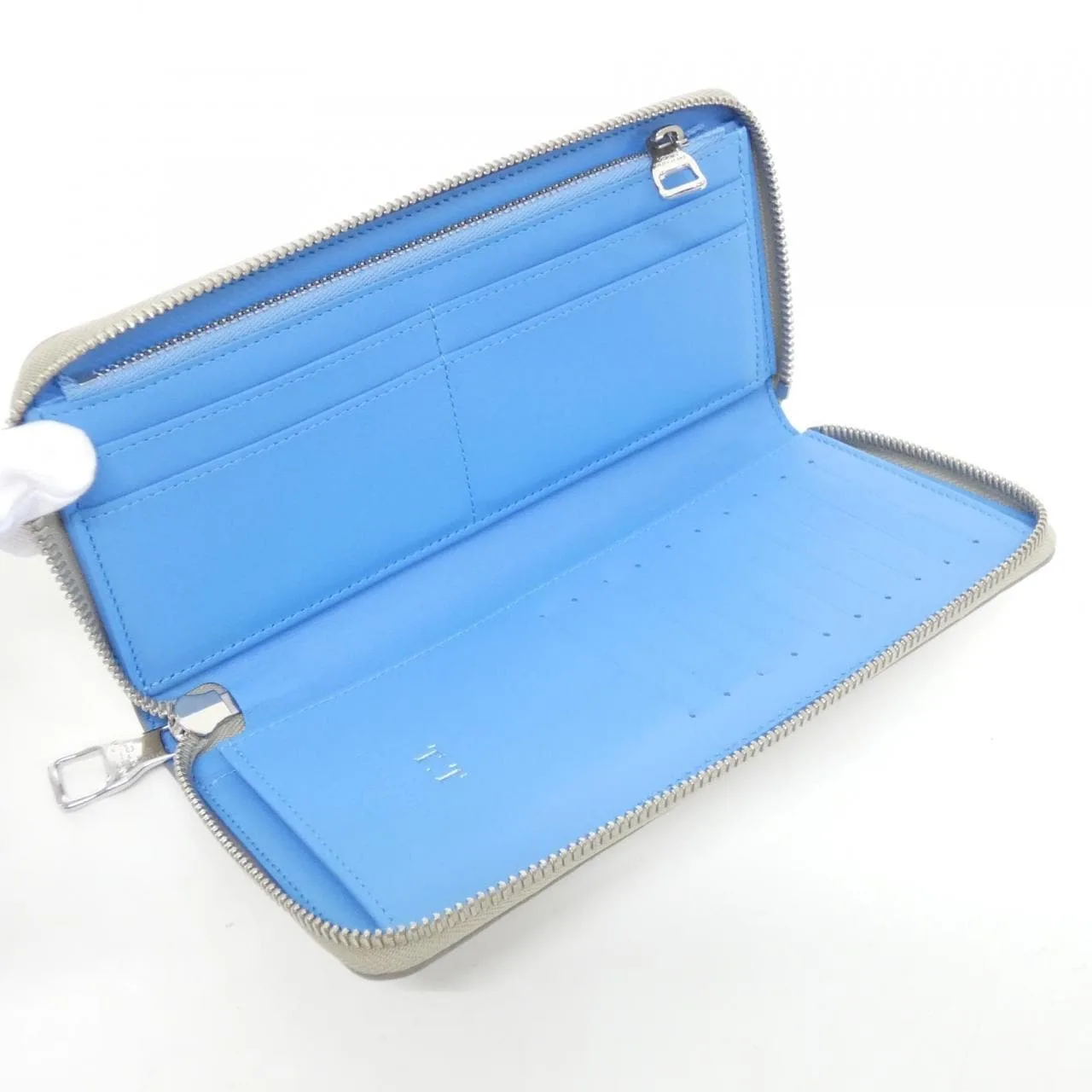 LOUIS VUITTON M81573 Wallet