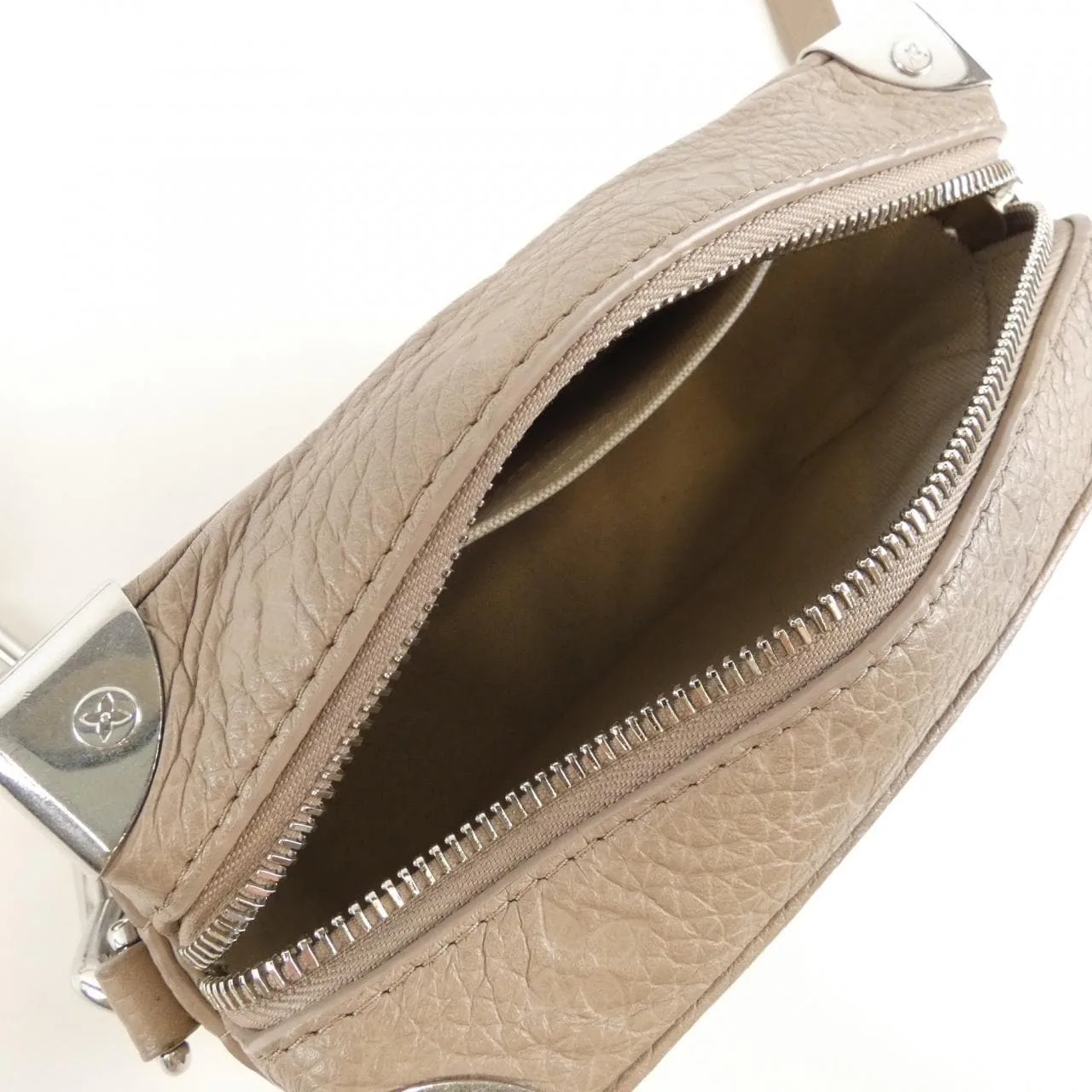 LOUIS VUITTON Soft Trunk M13868 Shoulder Monogram