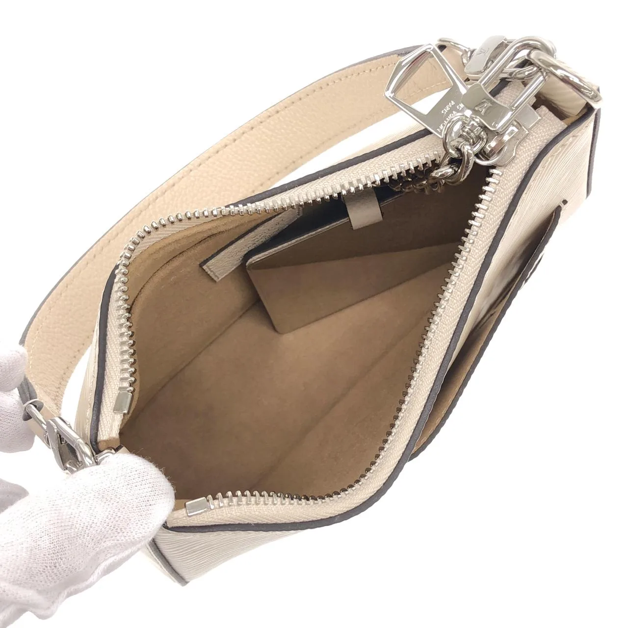 LOUIS VUITTON M20999 Shoulder Epi