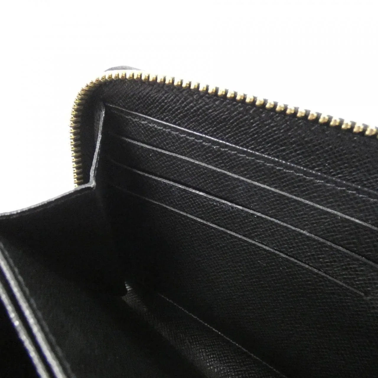 LOUIS VUITTON M68755 Wallet Epi