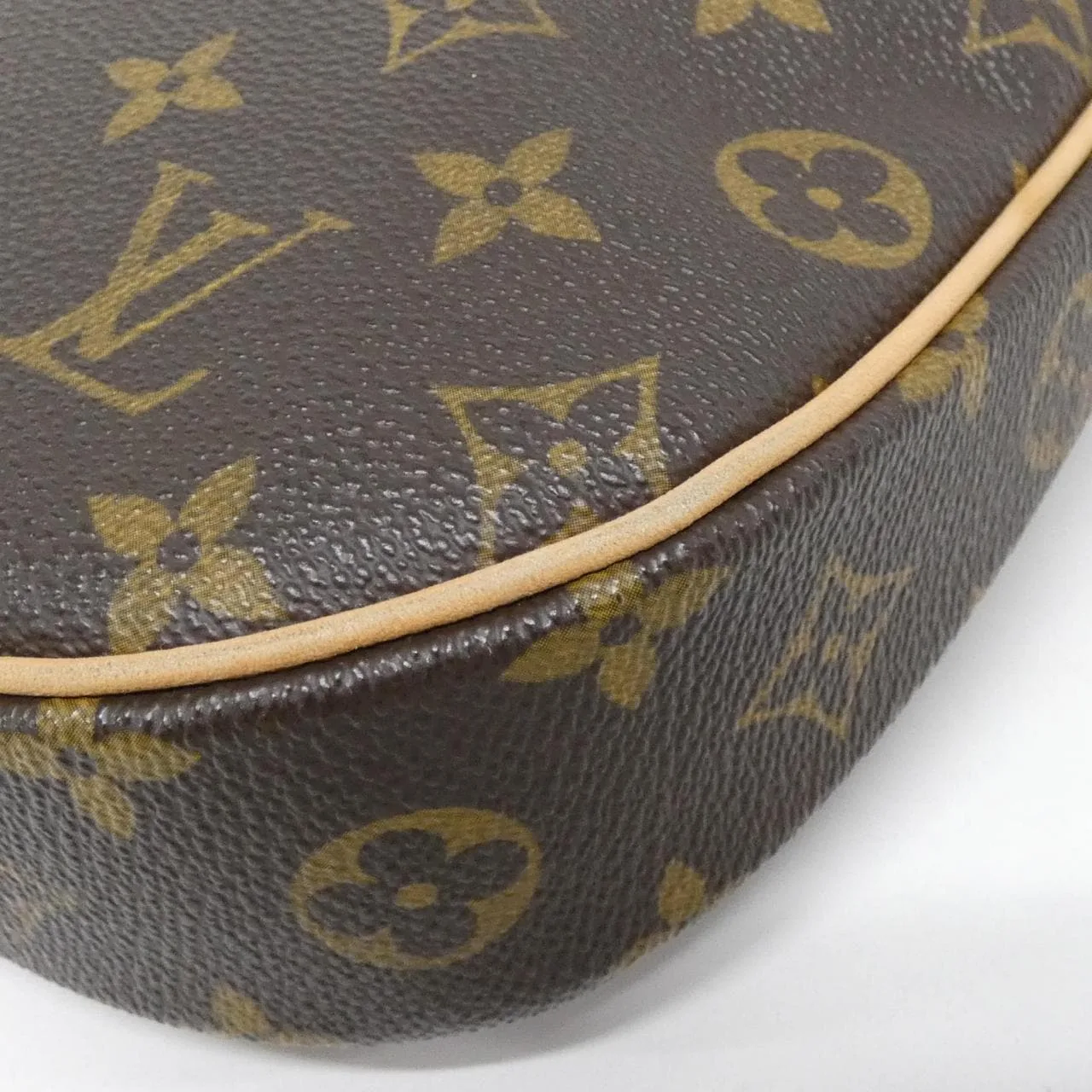 LOUIS VUITTON Odéon M56390 Shoulder Monogram 黑色 Monogram 中古品A - 縮圖 3