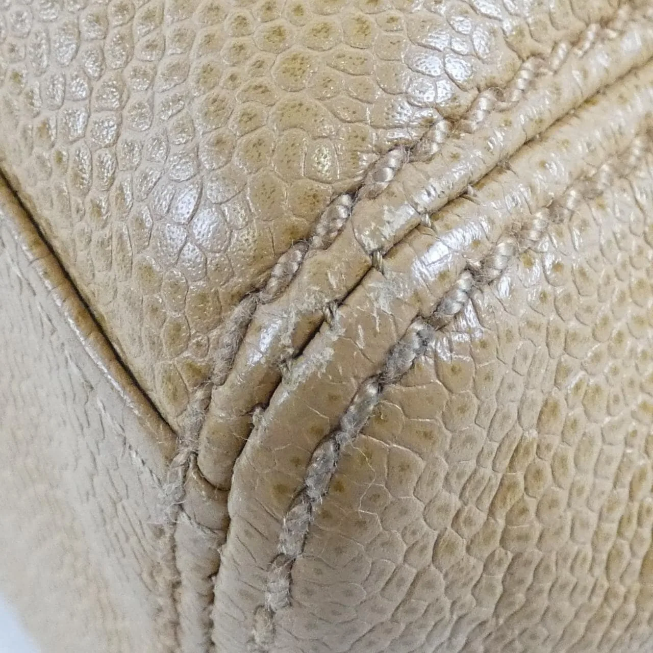 CHANEL 25666 Shoulder Grained Calfskin 米色 荔枝紋牛皮 中古品B - 縮圖 4