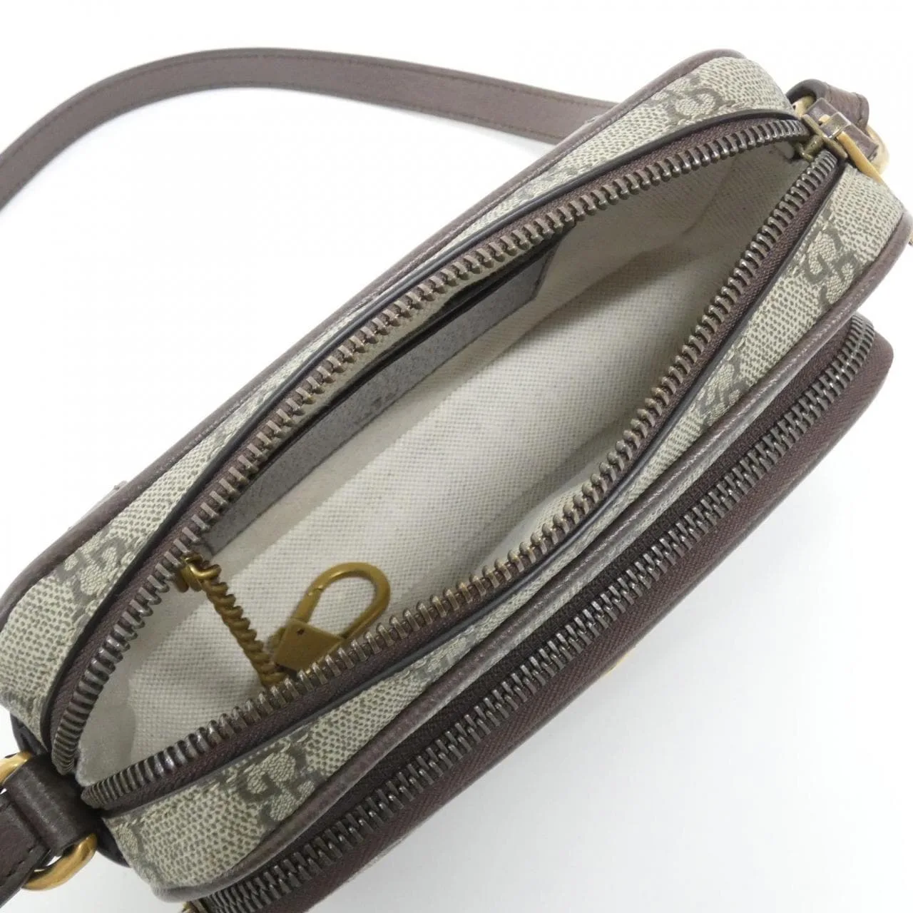 GUCCI 722557 96IWT Shoulder Canvas