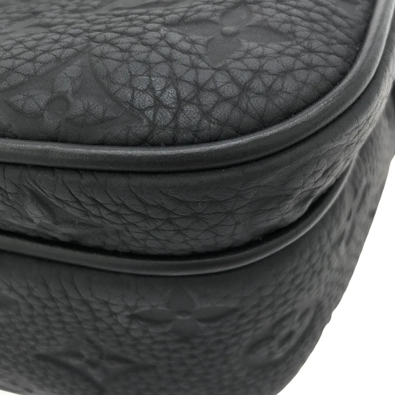 LOUIS VUITTON M58489 Shoulder Monogram