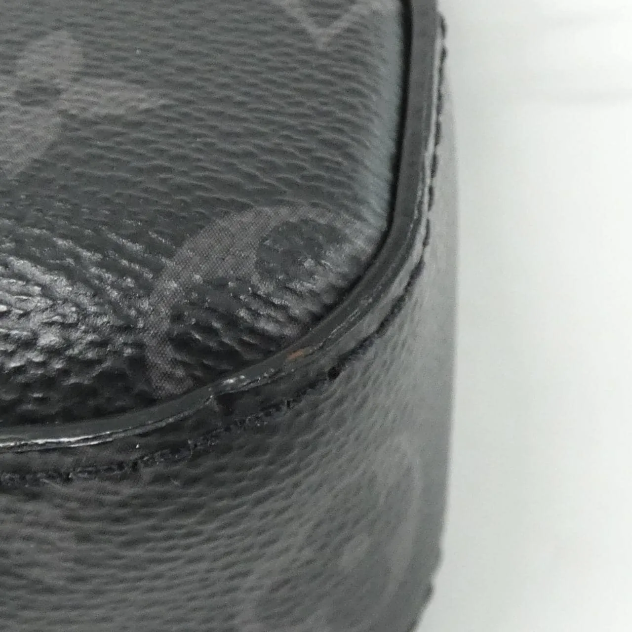 LOUIS VUITTON Eclipse M69443 Shoulder Monogram 黑色 Monogram 中古品A - 縮圖 4