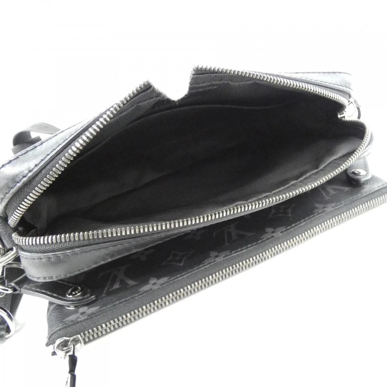 LOUIS VUITTON Eclipse M69443 Shoulder Monogram 黑色 Monogram 中古品A - 縮圖 6