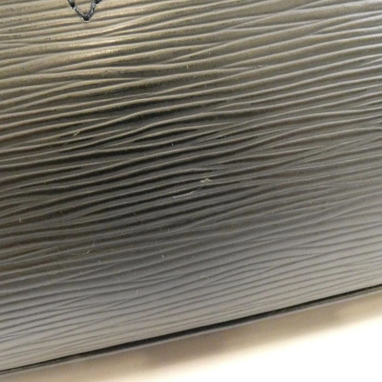 LOUIS VUITTON M52082 Handbag Epi Black Epi Rank B - Thumbnail 4
