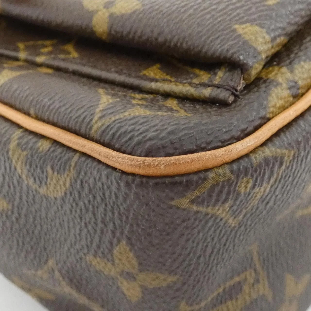 LOUIS VUITTON Viva Cité M51165 Shoulder Monogram 3