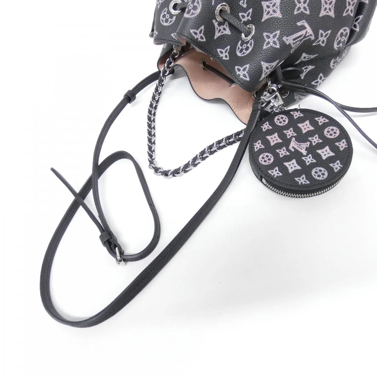 LOUIS VUITTON Mahina M21096 Shoulder