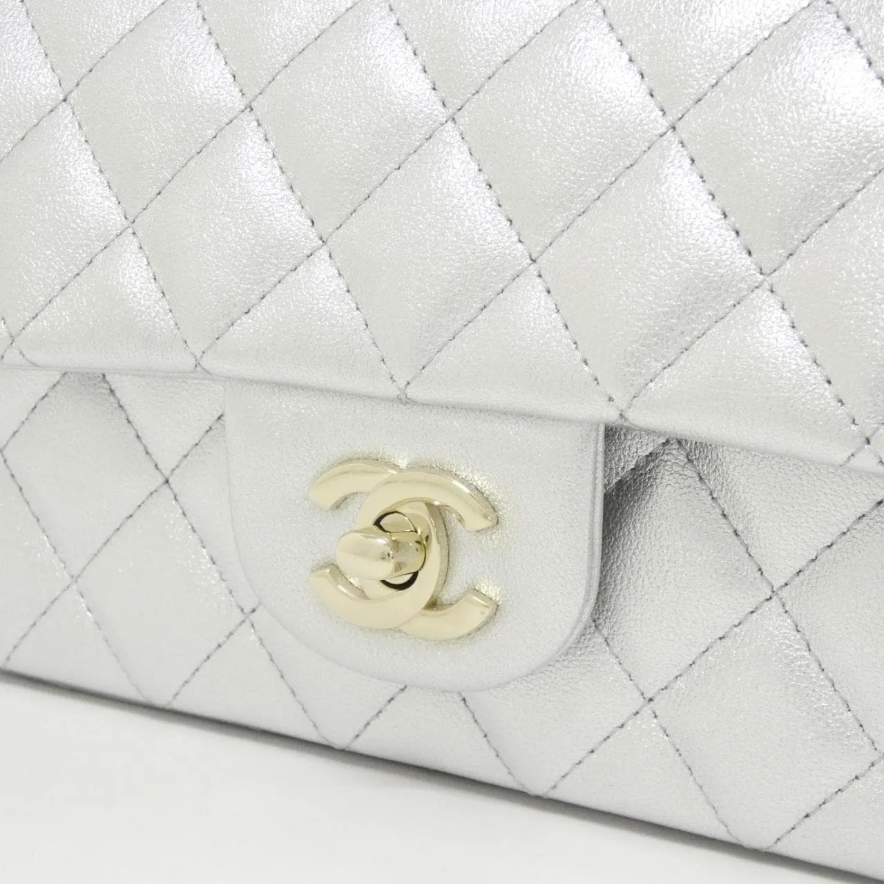 CHANEL Boy Chanel 69900 Shoulder Lambskin 銀色 羊皮 未使用品 - 縮圖 4