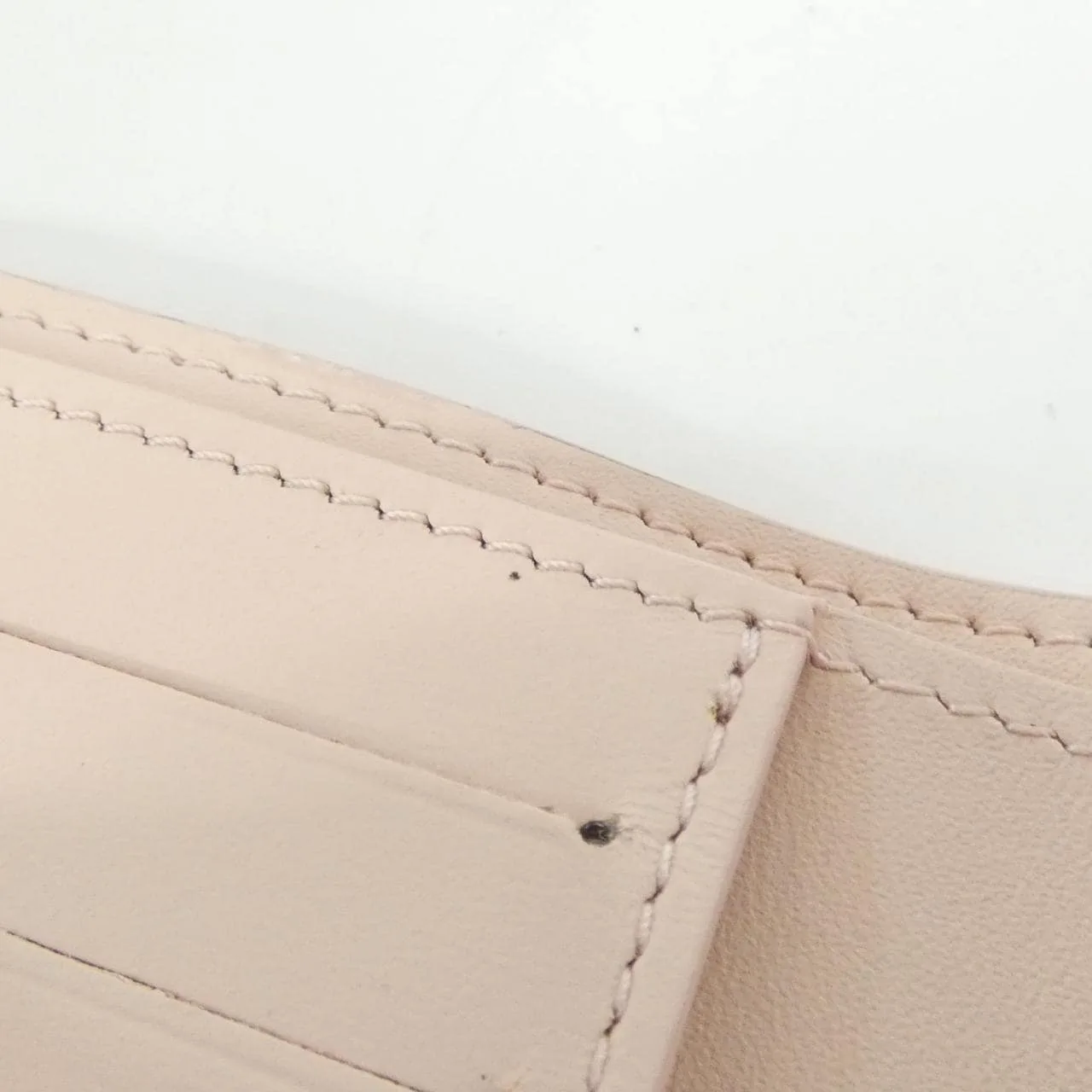 LOUIS VUITTON Capucines M82361 Wallet Black Rank A - Thumbnail 5