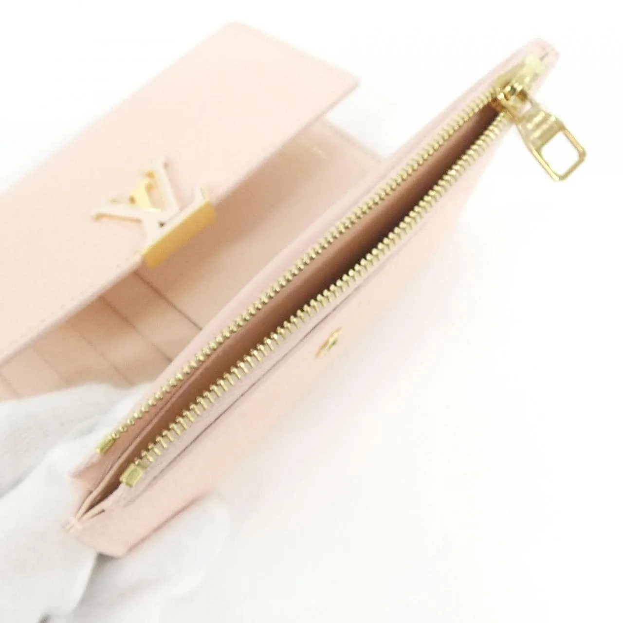 LOUIS VUITTON Capucines M82361 Wallet Black Rank A - Thumbnail 6