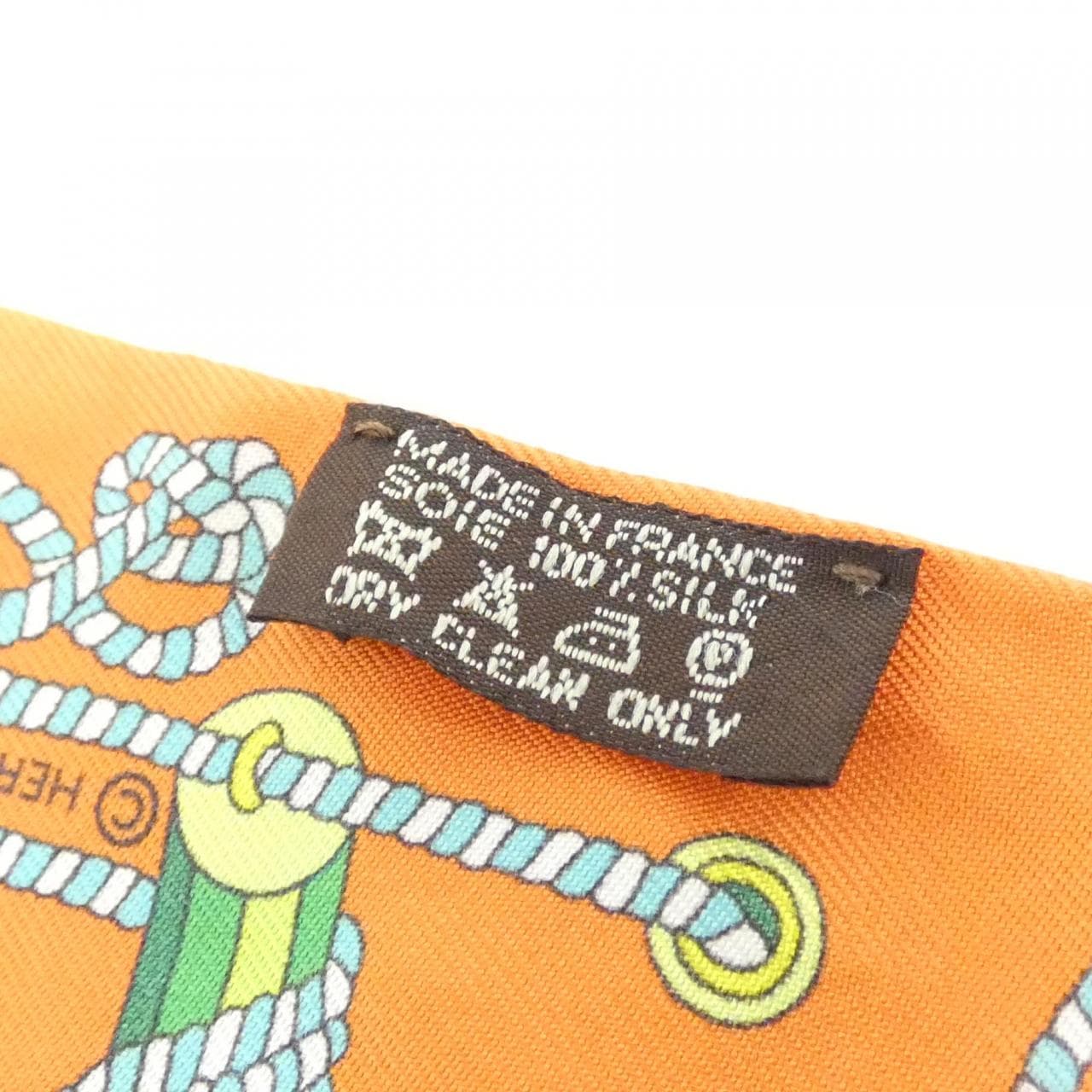HERMES Scarf 3